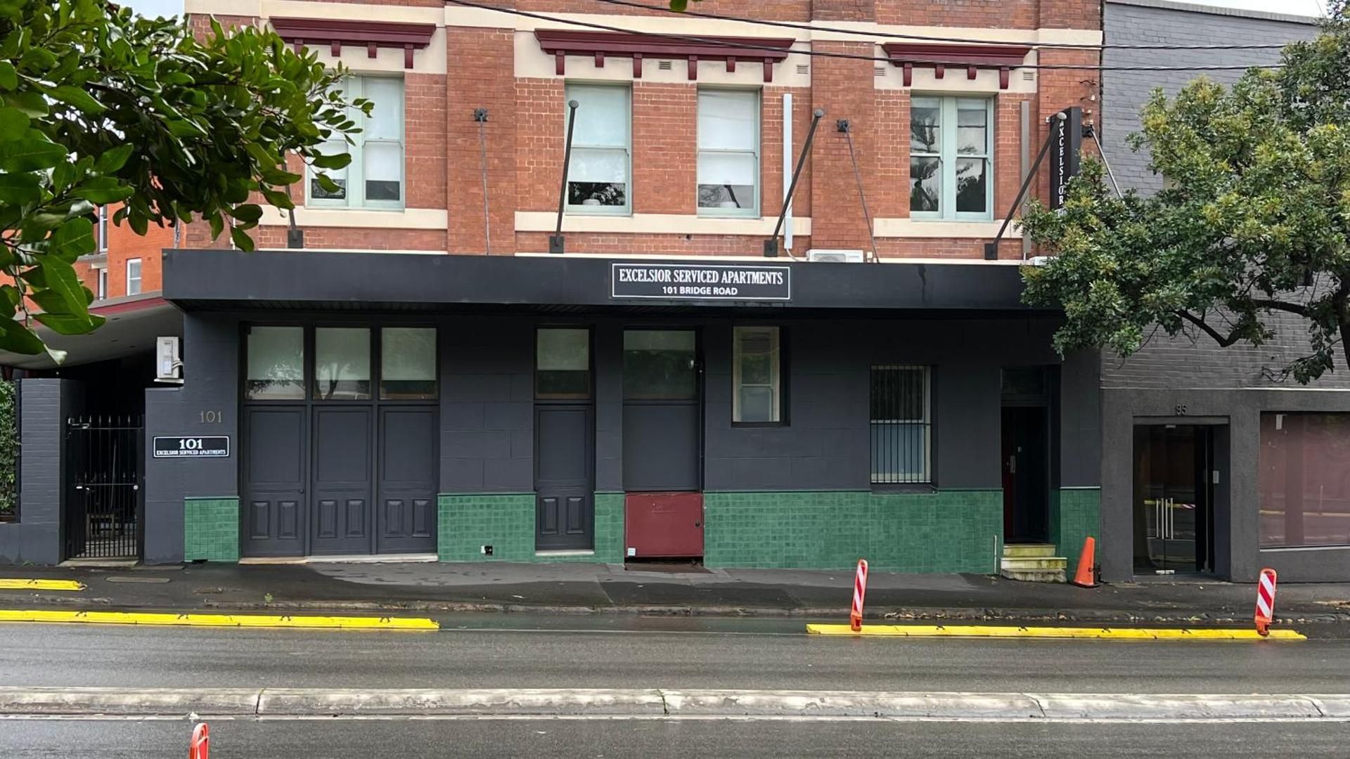 Excelsior Apartments Family Studio 3