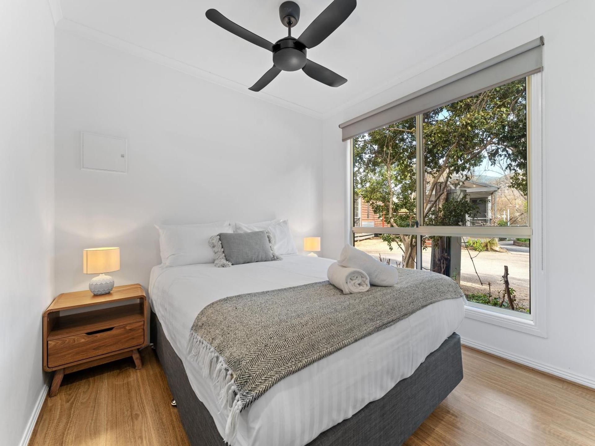 Pet Friendly Two Bedroom Spa Cabin
