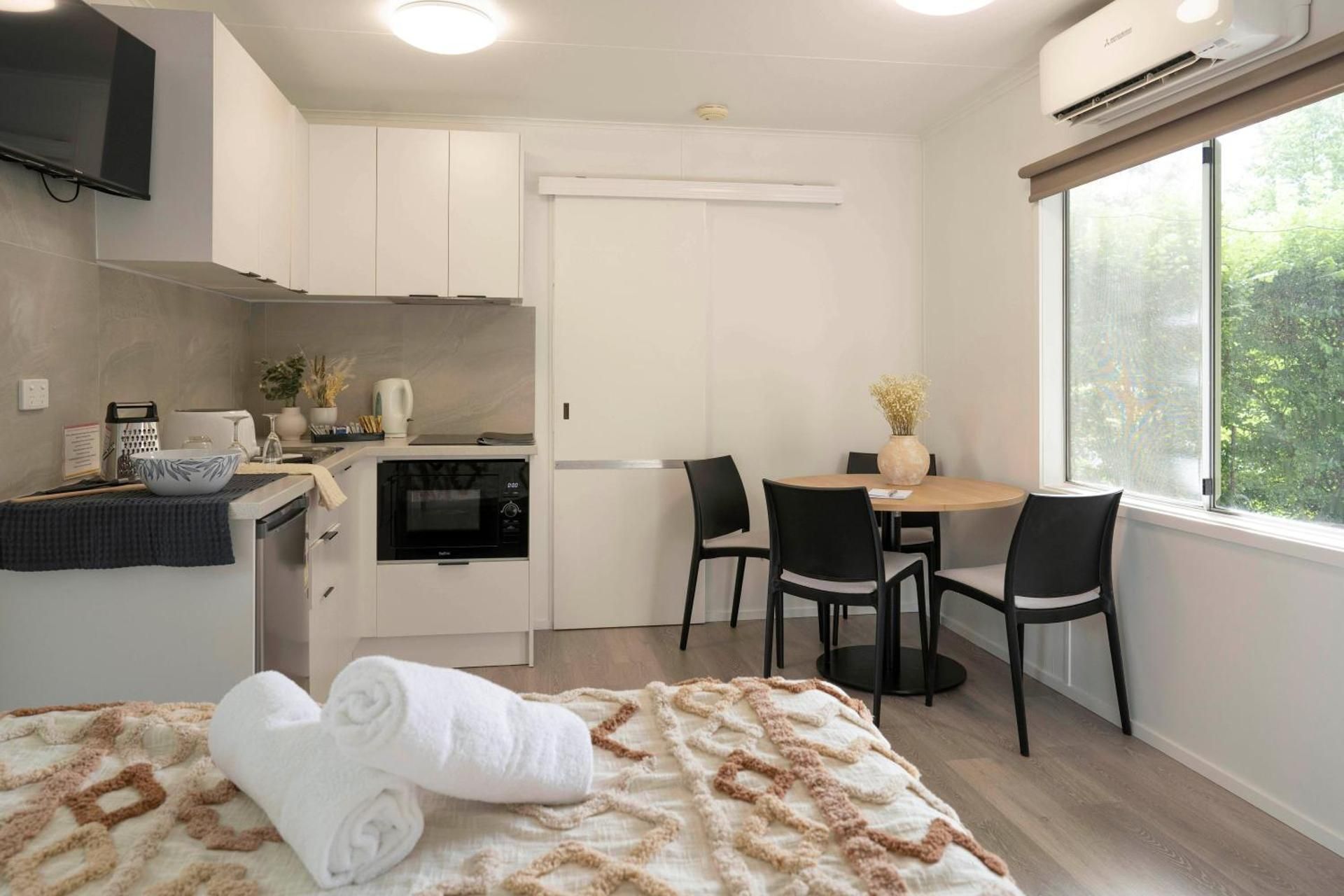 Budget Ensuite Cabin - 4B