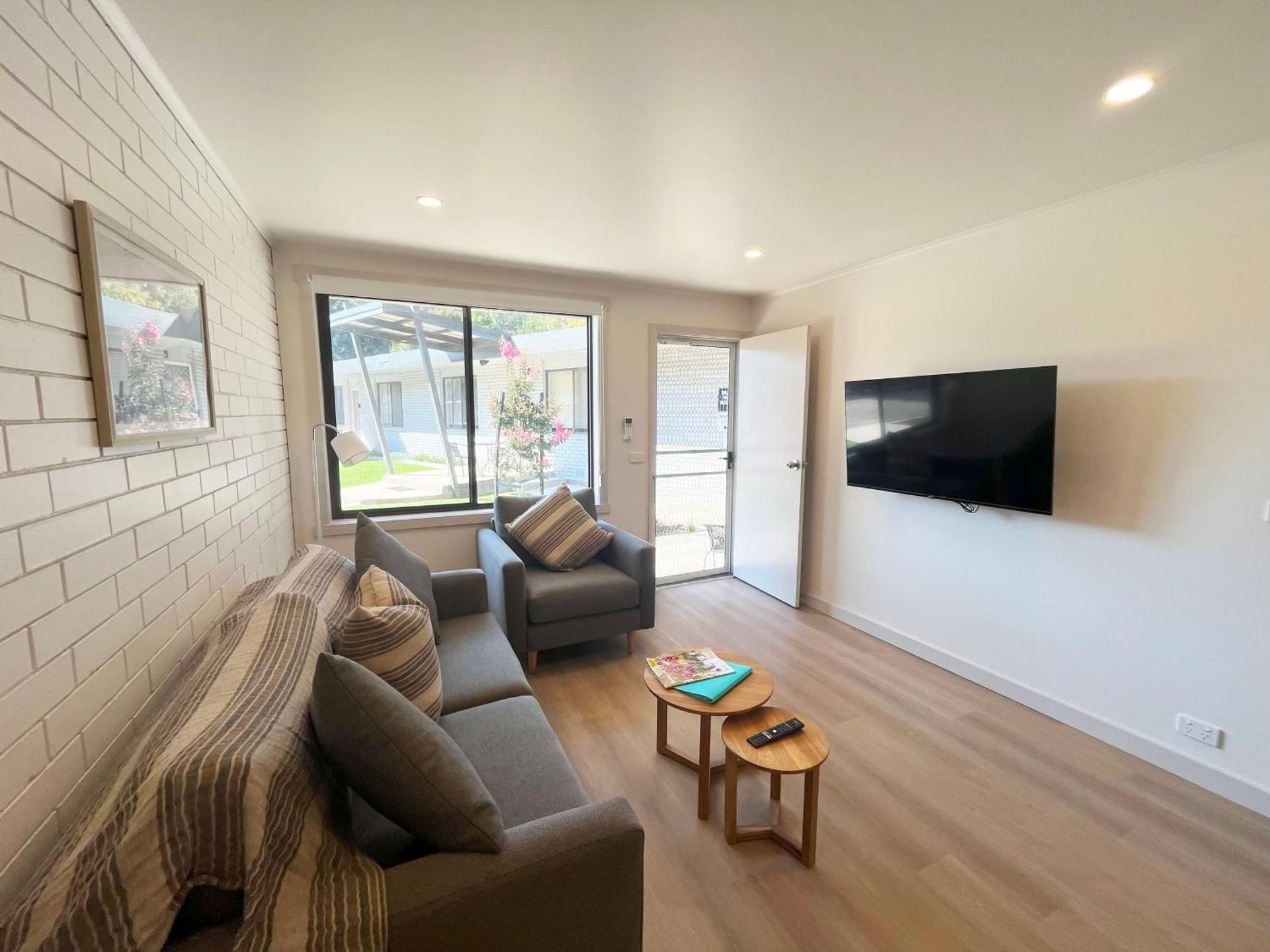 Superior Unit (2BR) - 4B