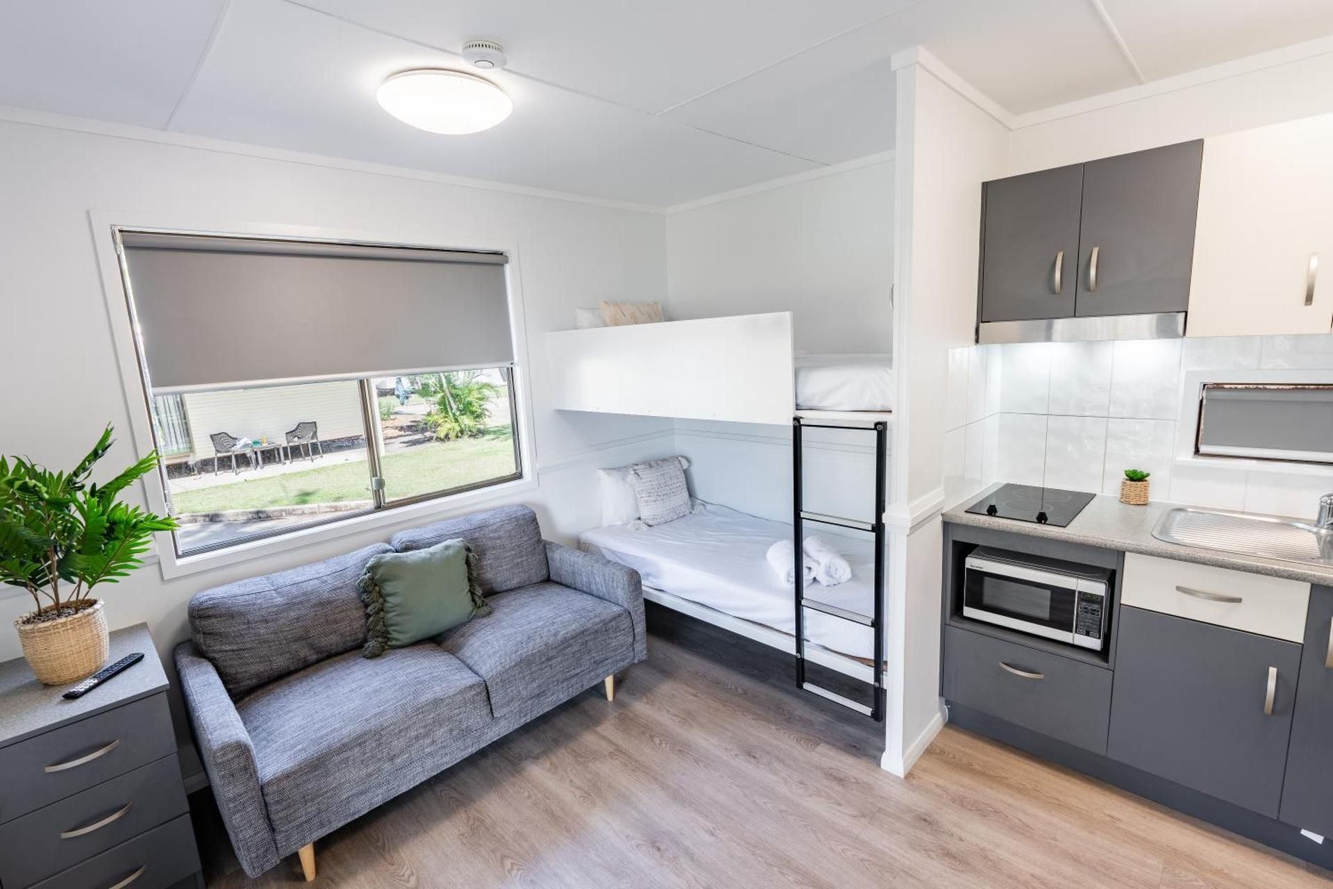 Ensuite Cabin Studio