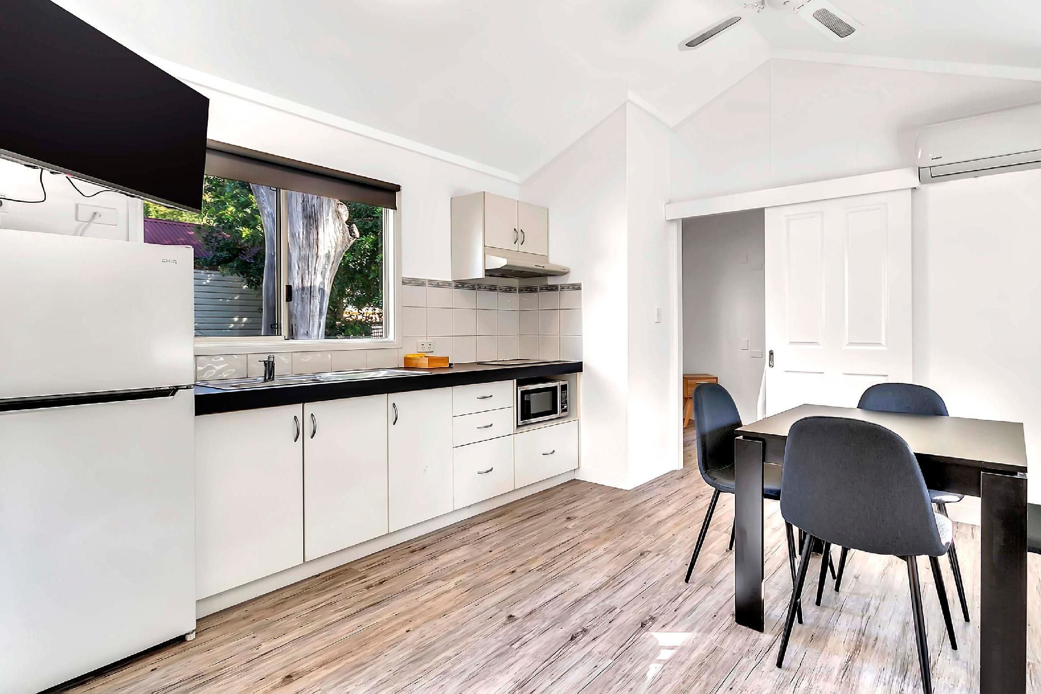Superior 1-Bedroom Cabin
