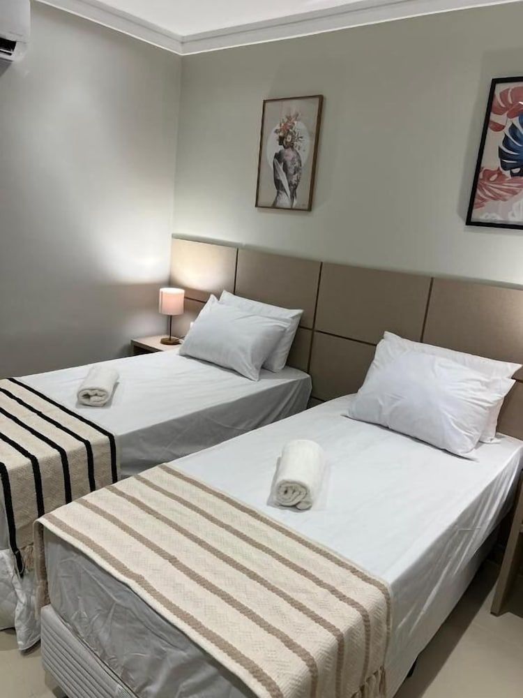 Basic Single Room, 2 Twin Beds