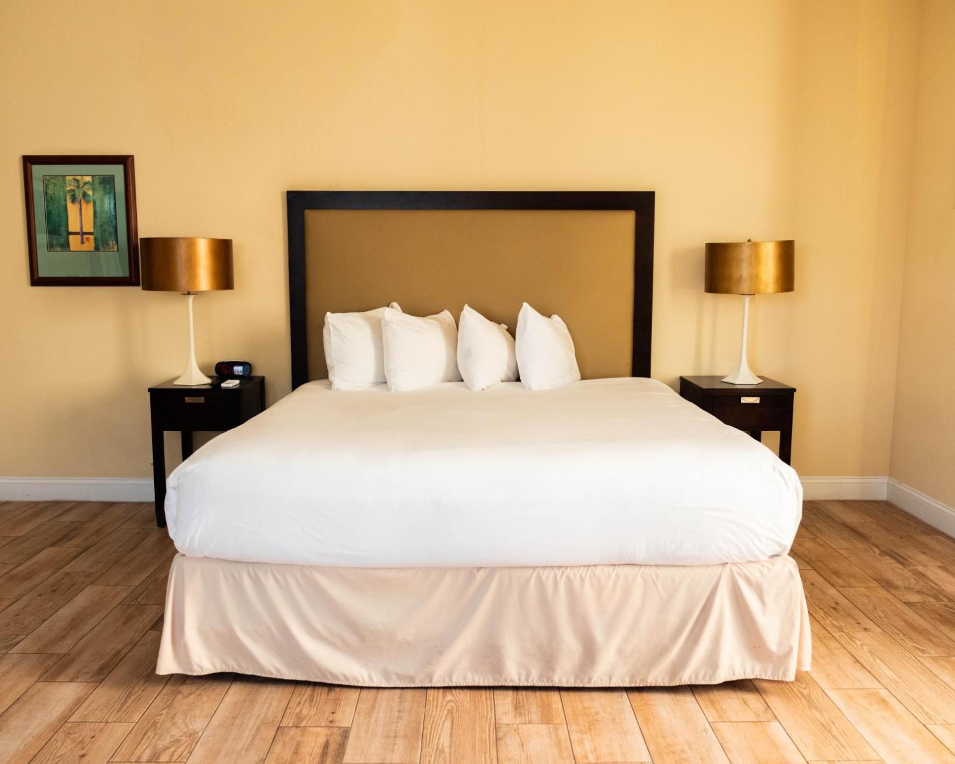 King Room with Pool View