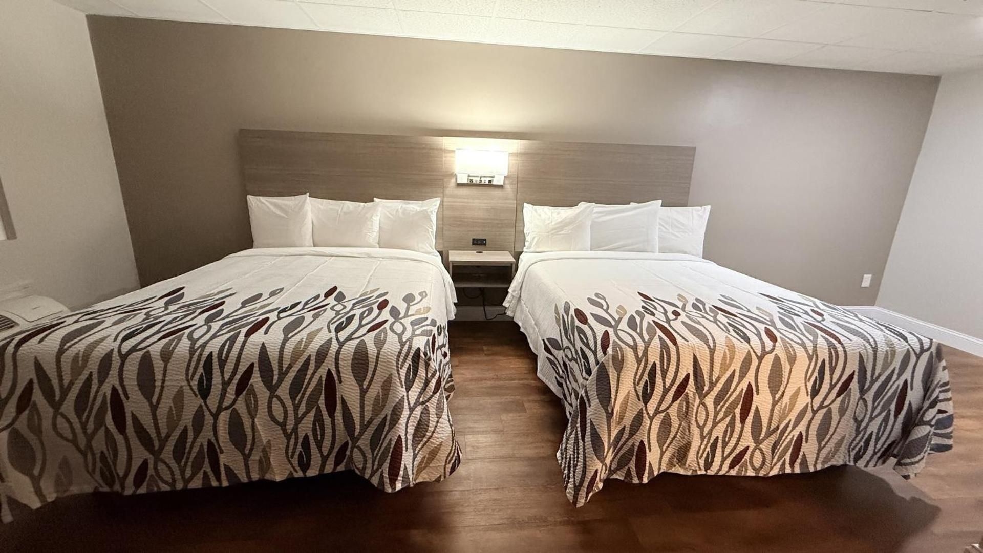 Deluxe Room with Two Queen Beds Smoking