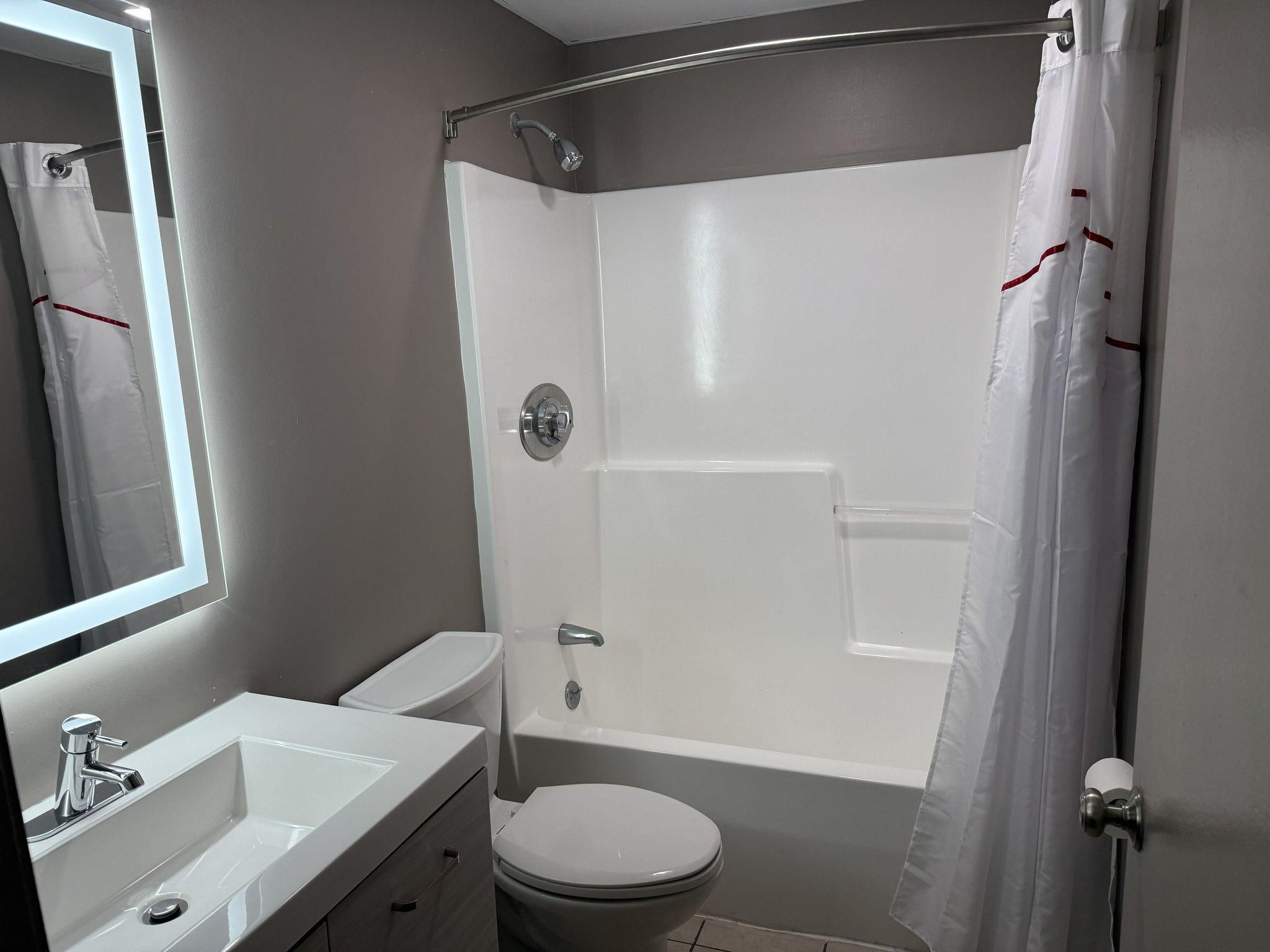 Deluxe 2 Queen Beds Smoking