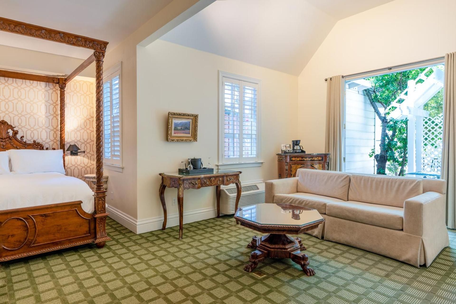 Queen Room with Sofa Bed, Fireplace, Living Area and Private Patio - Non-Smoking