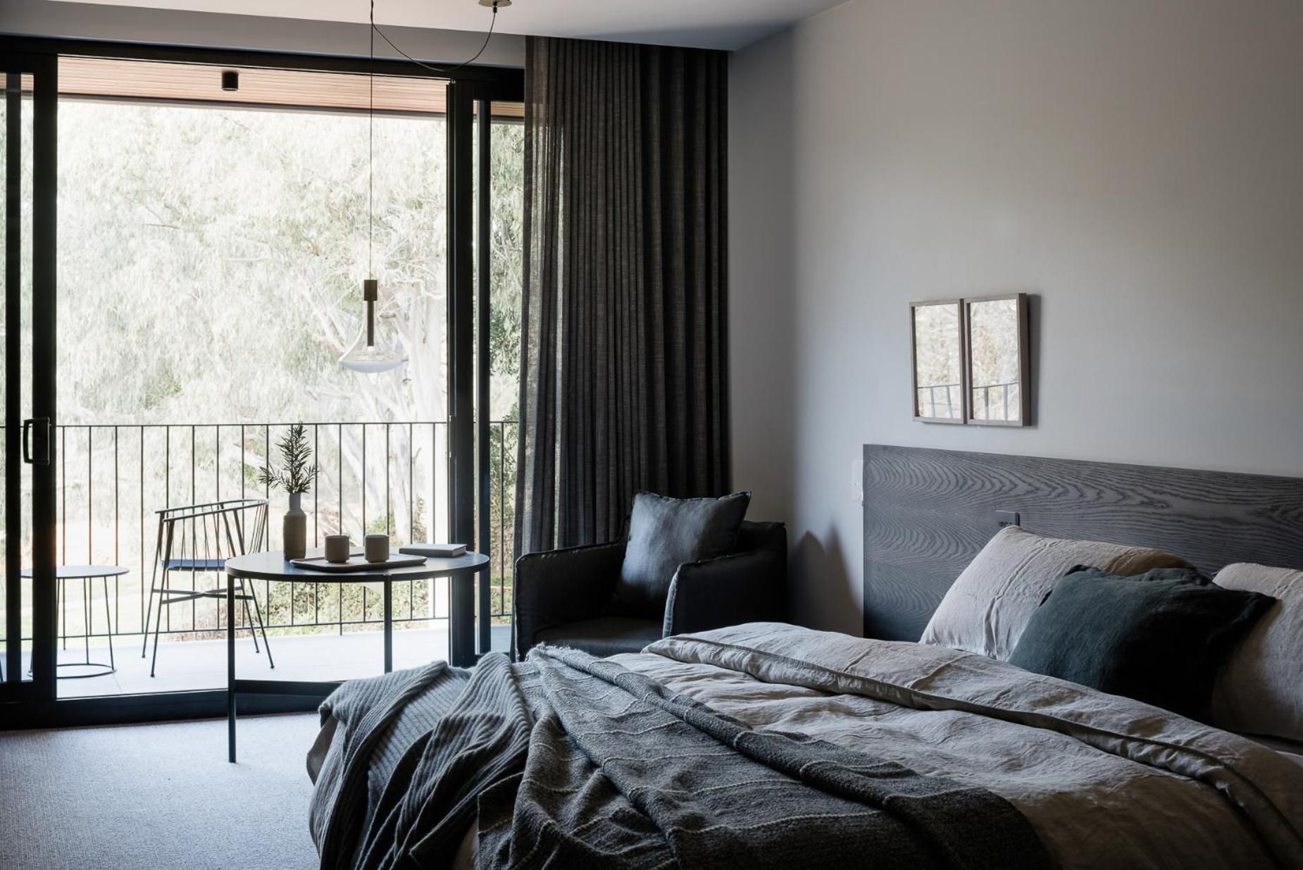 Deluxe King Room with River View