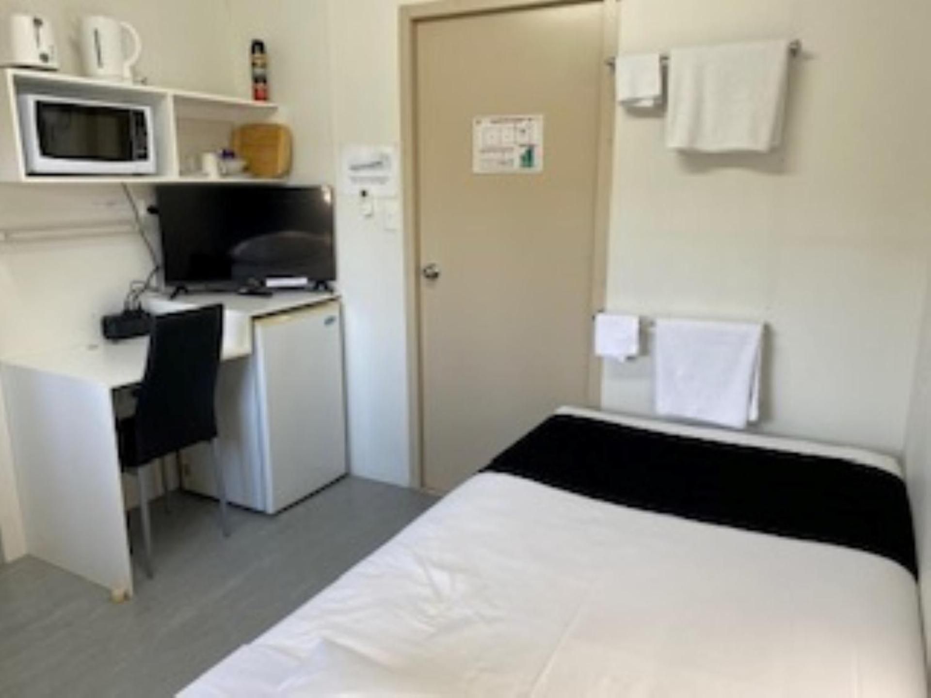 Single Room with Private Bathroom