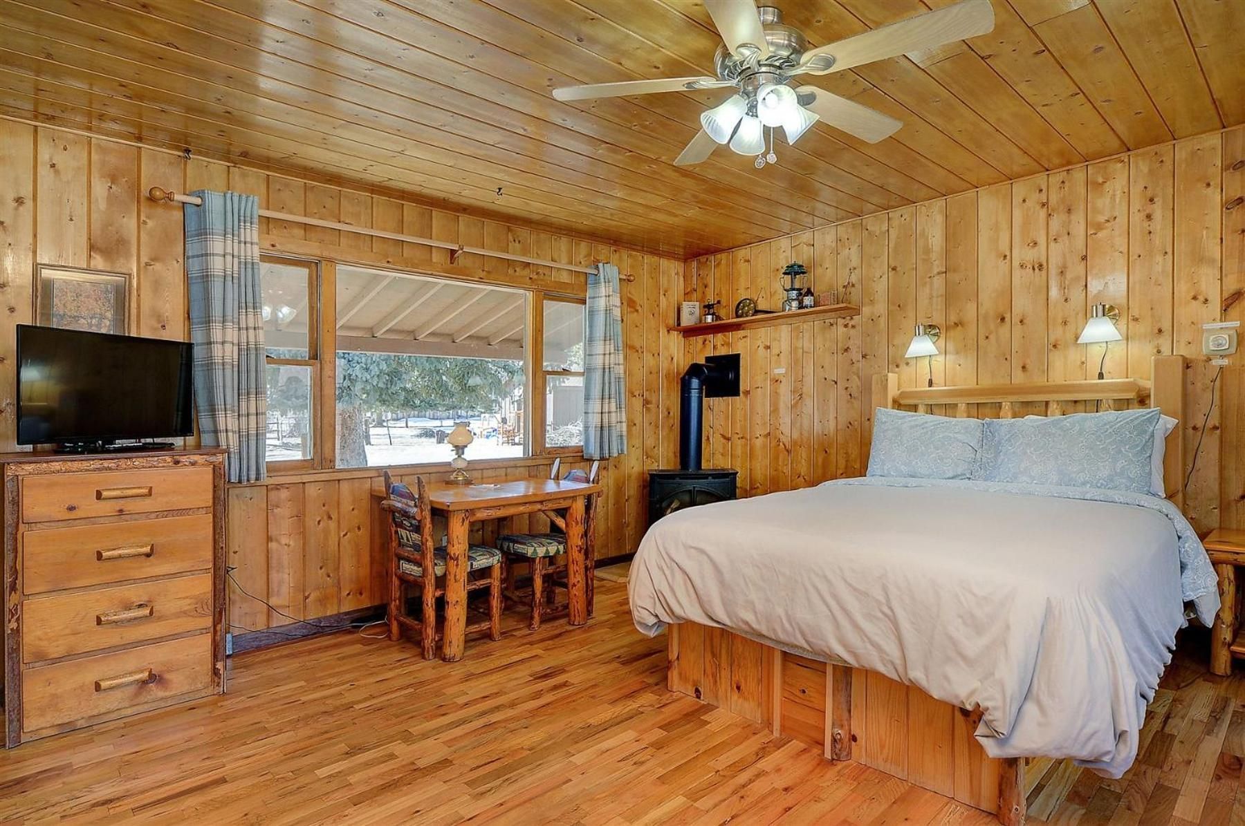 One-Bedroom Chalet
