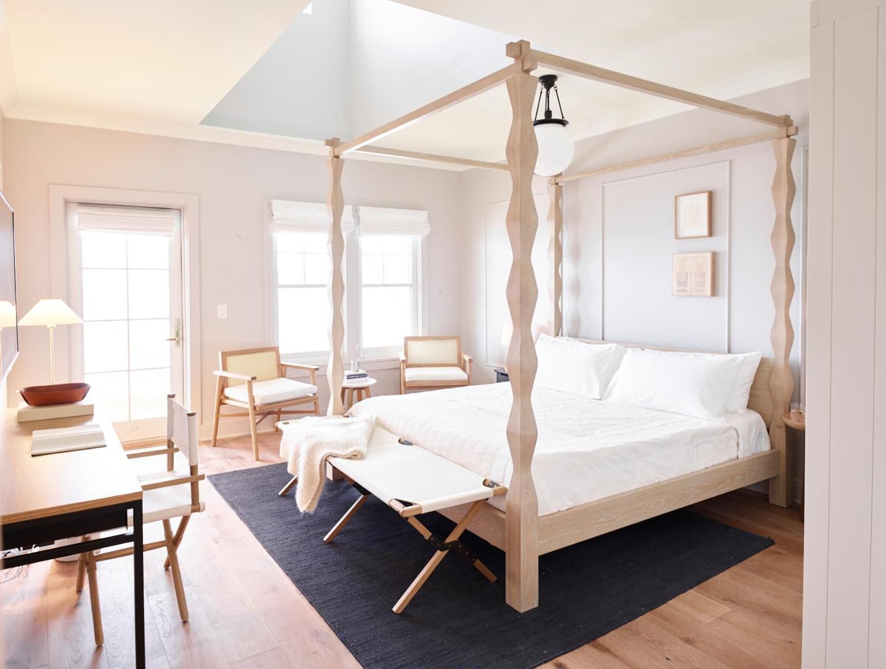 Single Room with Lake View