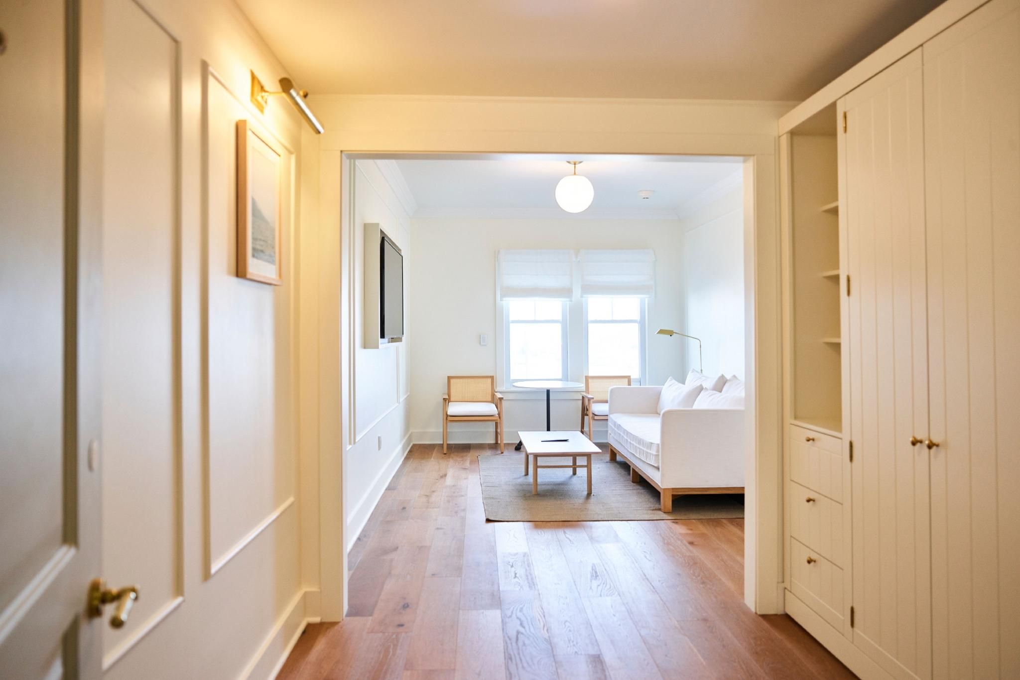 ADA Standard King Suite