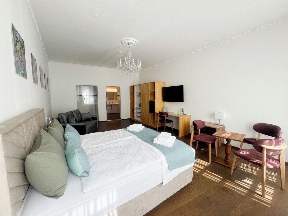 Hotel Zunfthaus zu Wirthen Double or Twin Room 11