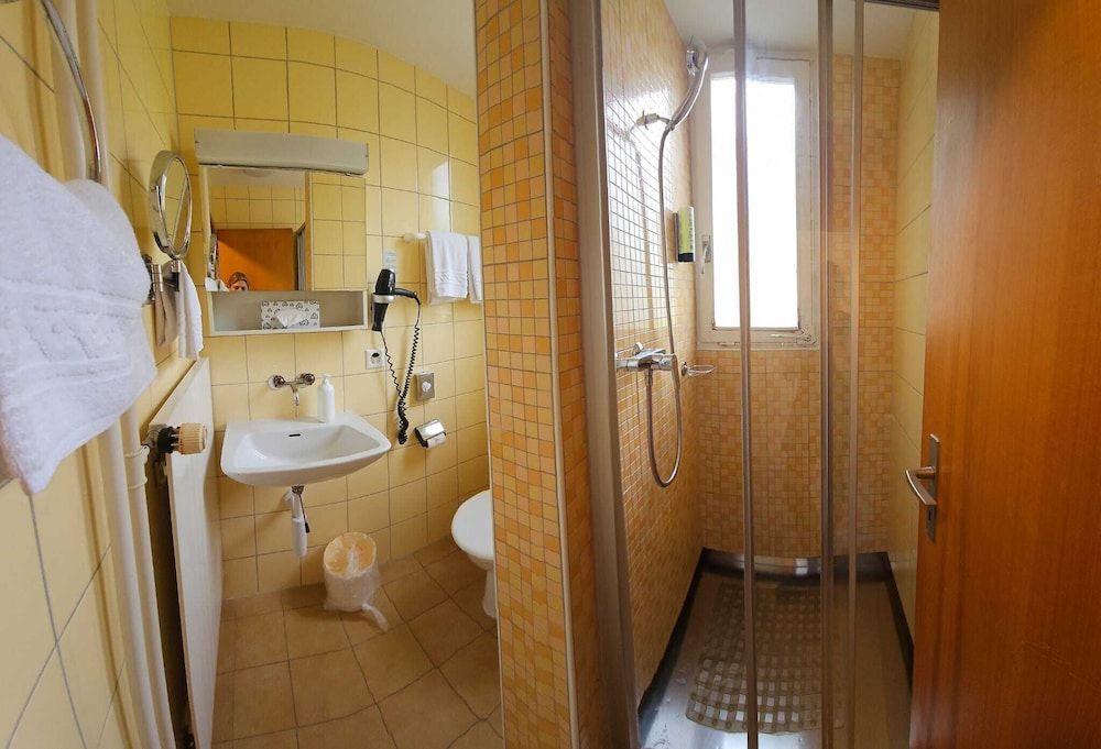 Hotel Berghof Amaranth Superior Double Room 14