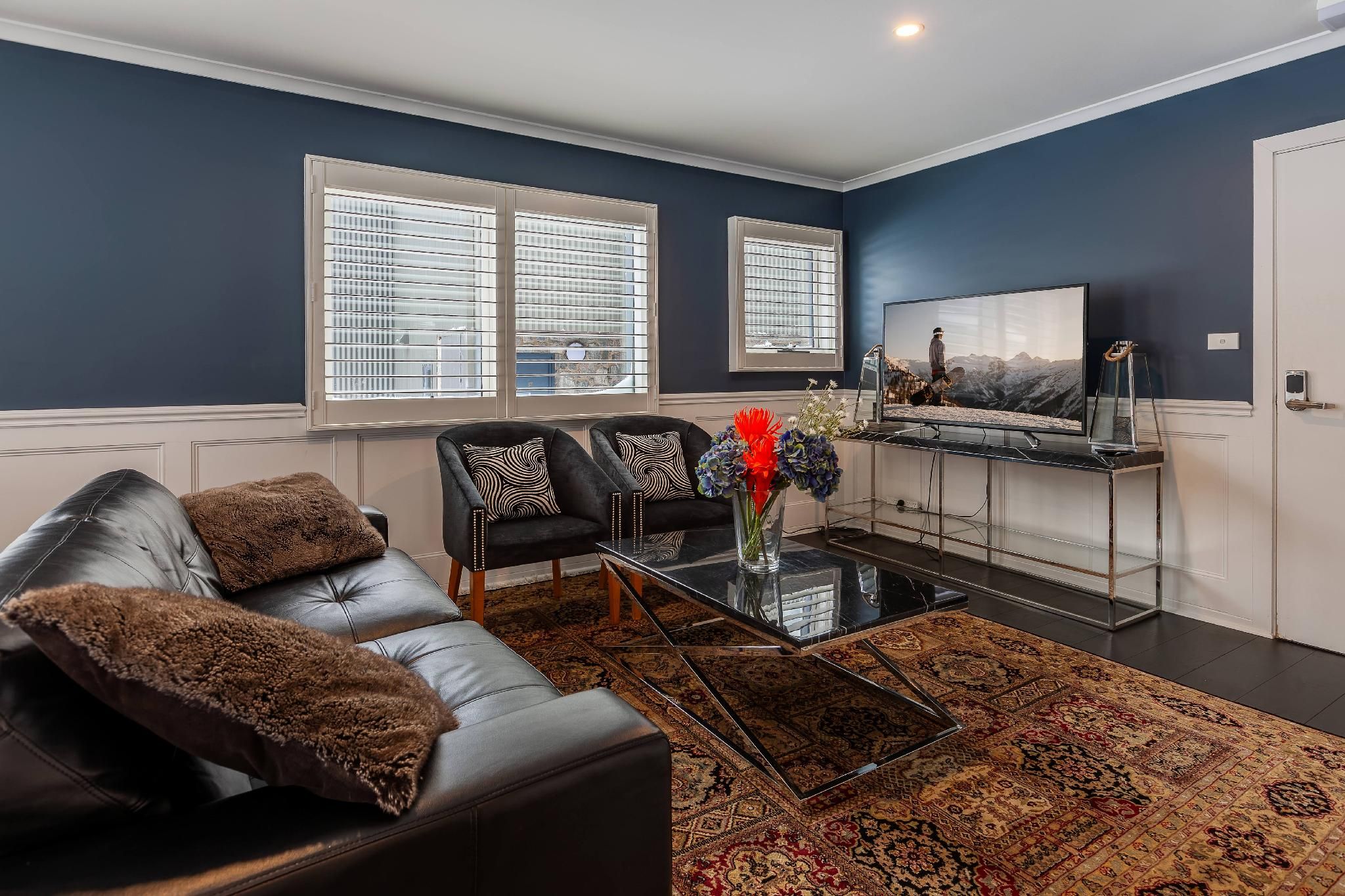One Bedroom Apartment