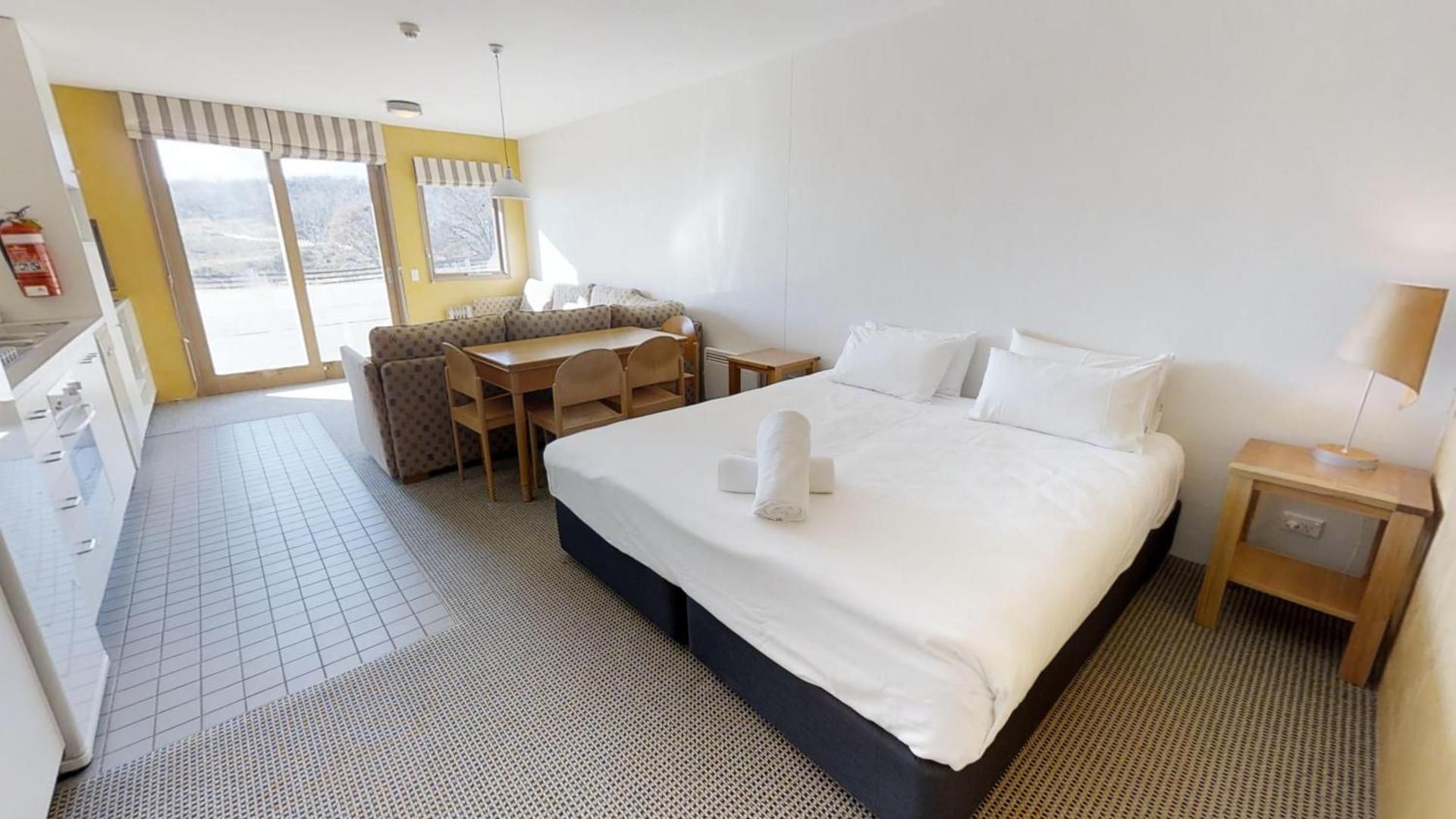 Studio (Sleeps 2)