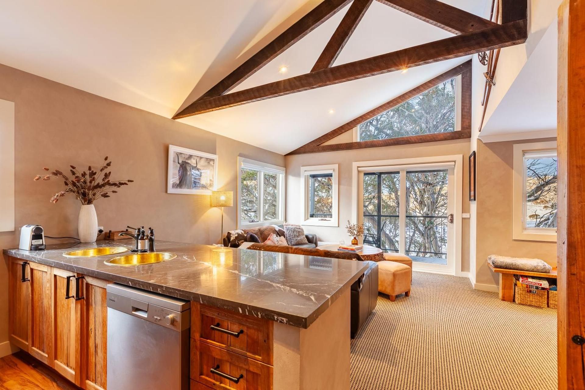 Lodge Chalet (Sleeps 4)