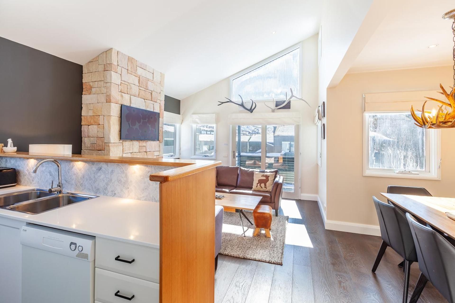 Family Chalet (Sleeps 5)