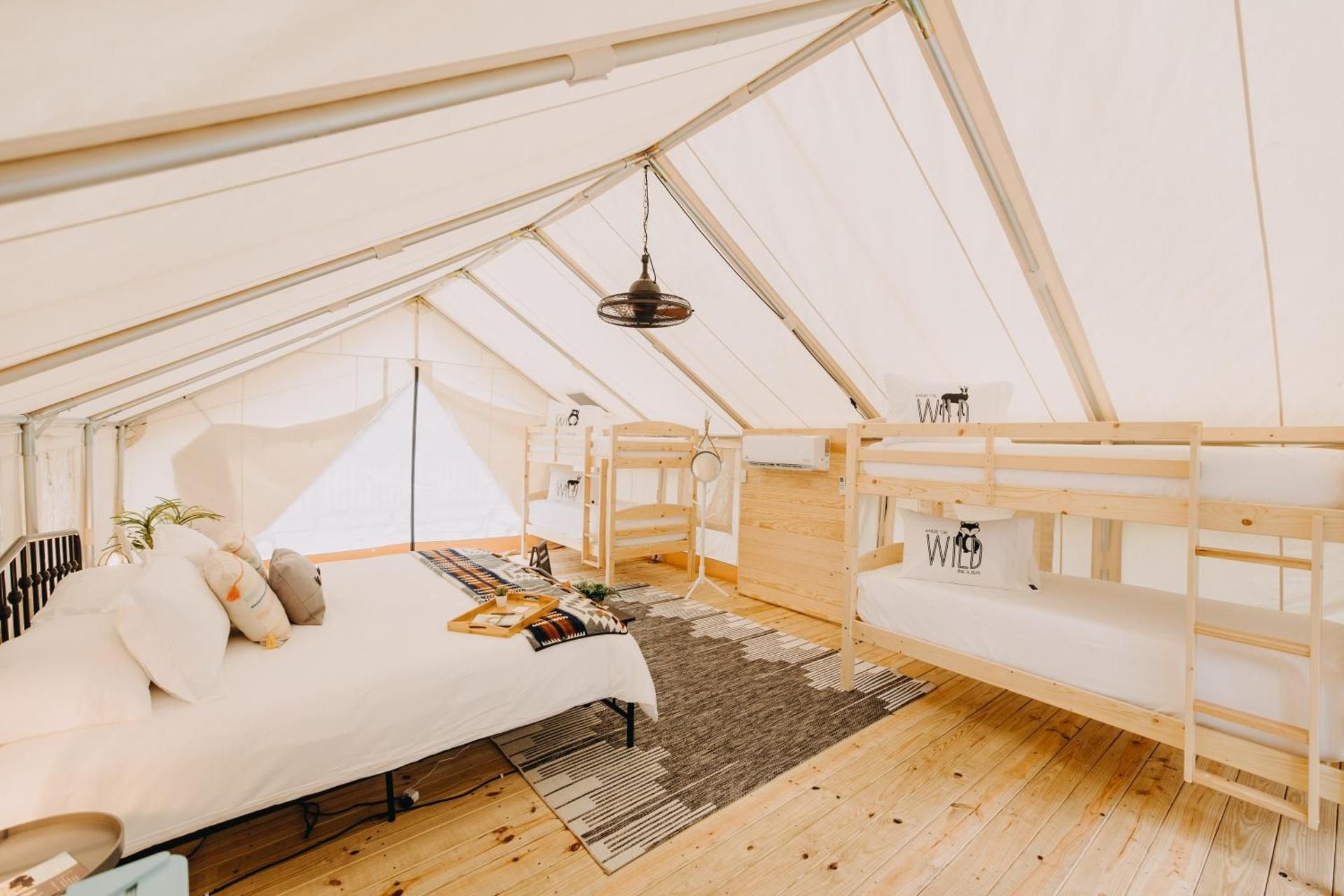 Tent (A)