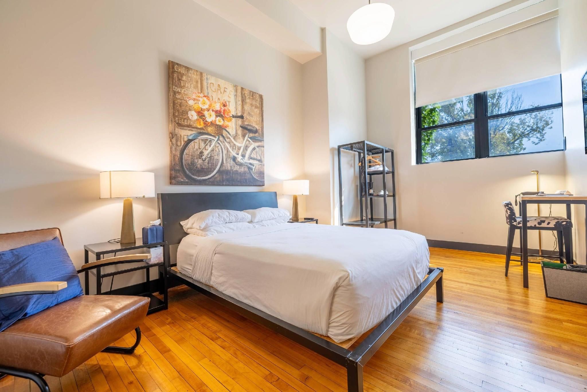 1 Queen Bed Non-smoking