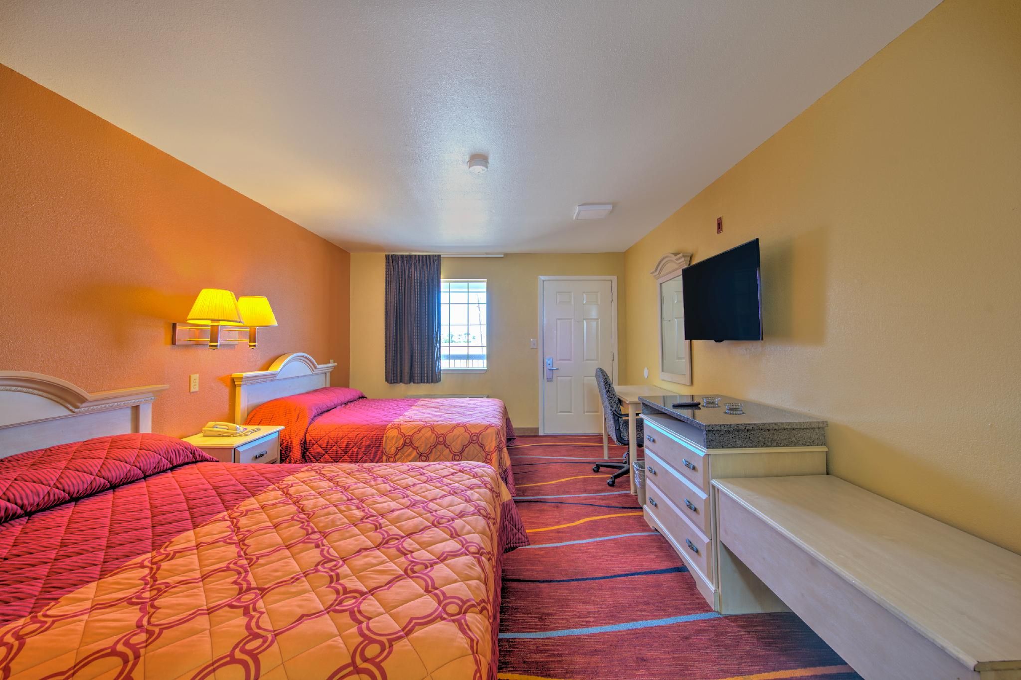 2 Queen Beds Suite - Smoking