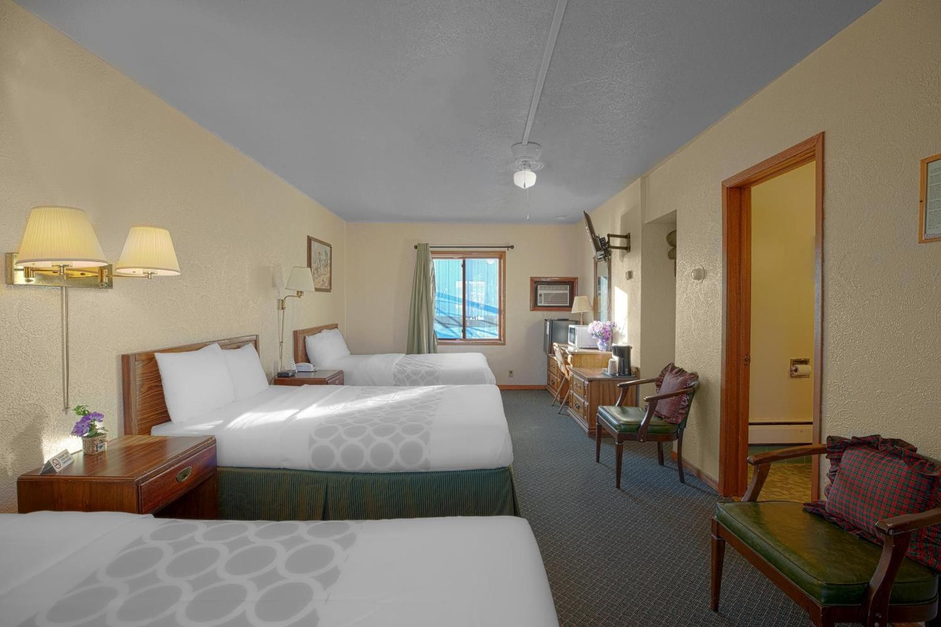 3 Full Bed