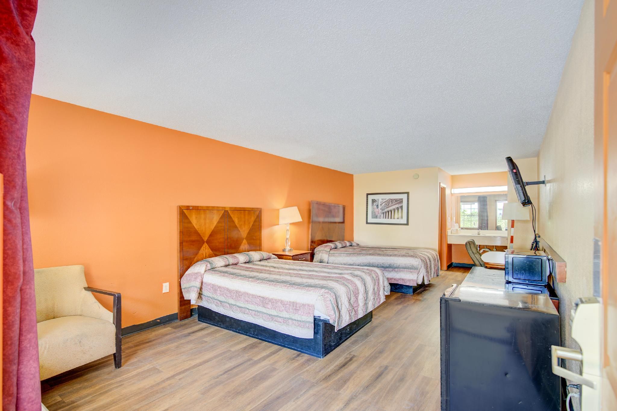 2 Full Beds Non-Smoking