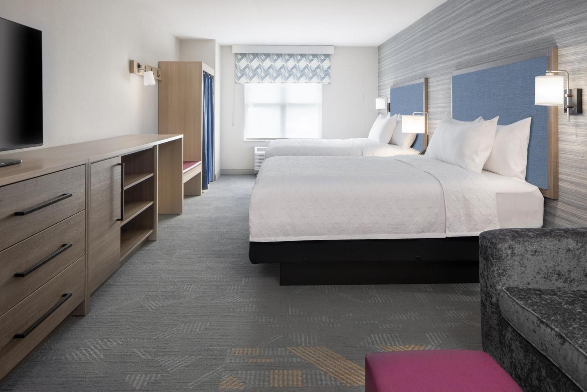 2 Queen Beds Hearing Accessible Studio Suite