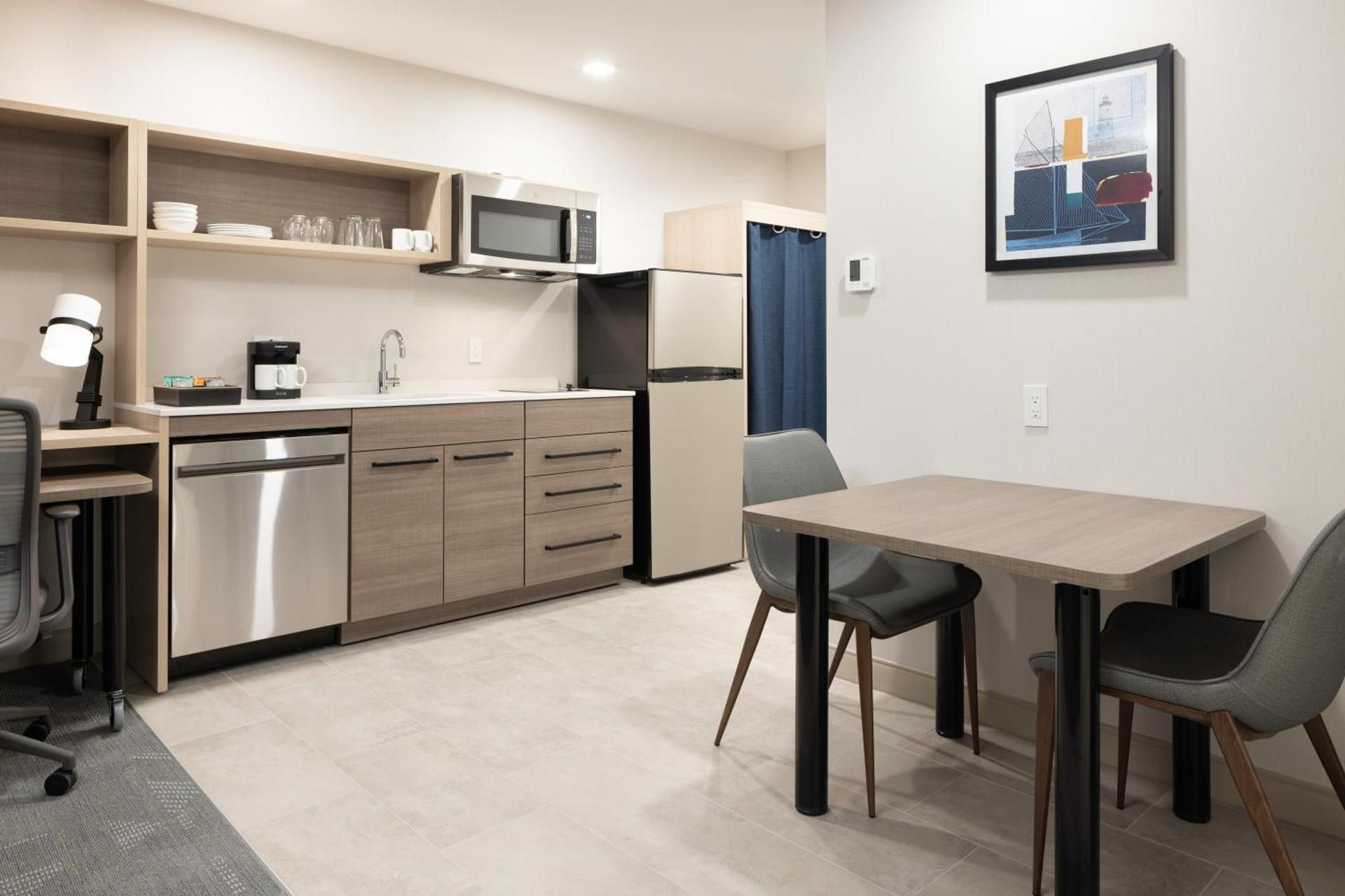 1 King Bed 1 Bedroom Suite