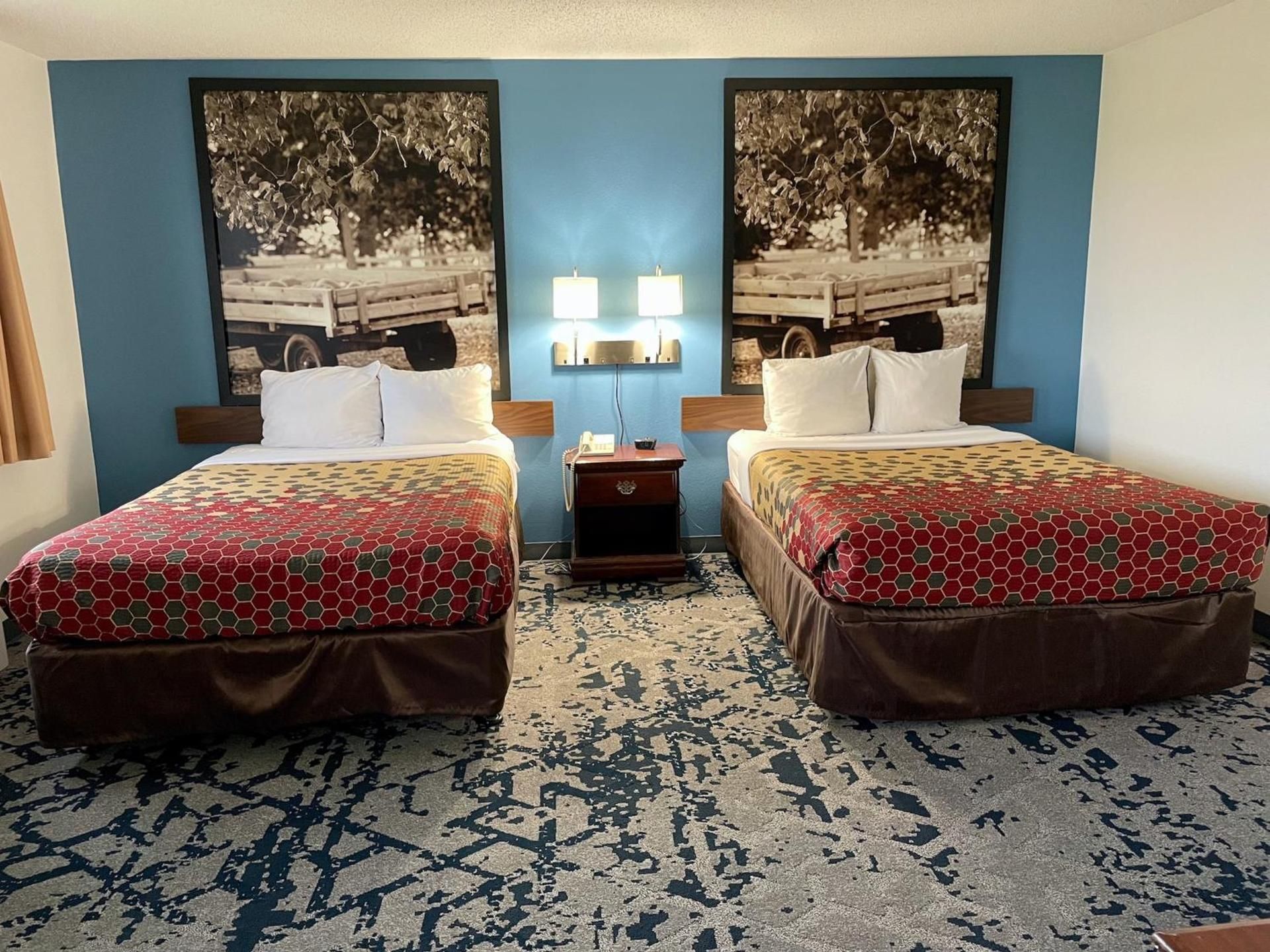 Double Room with Two Double Beds - Non-Smoking