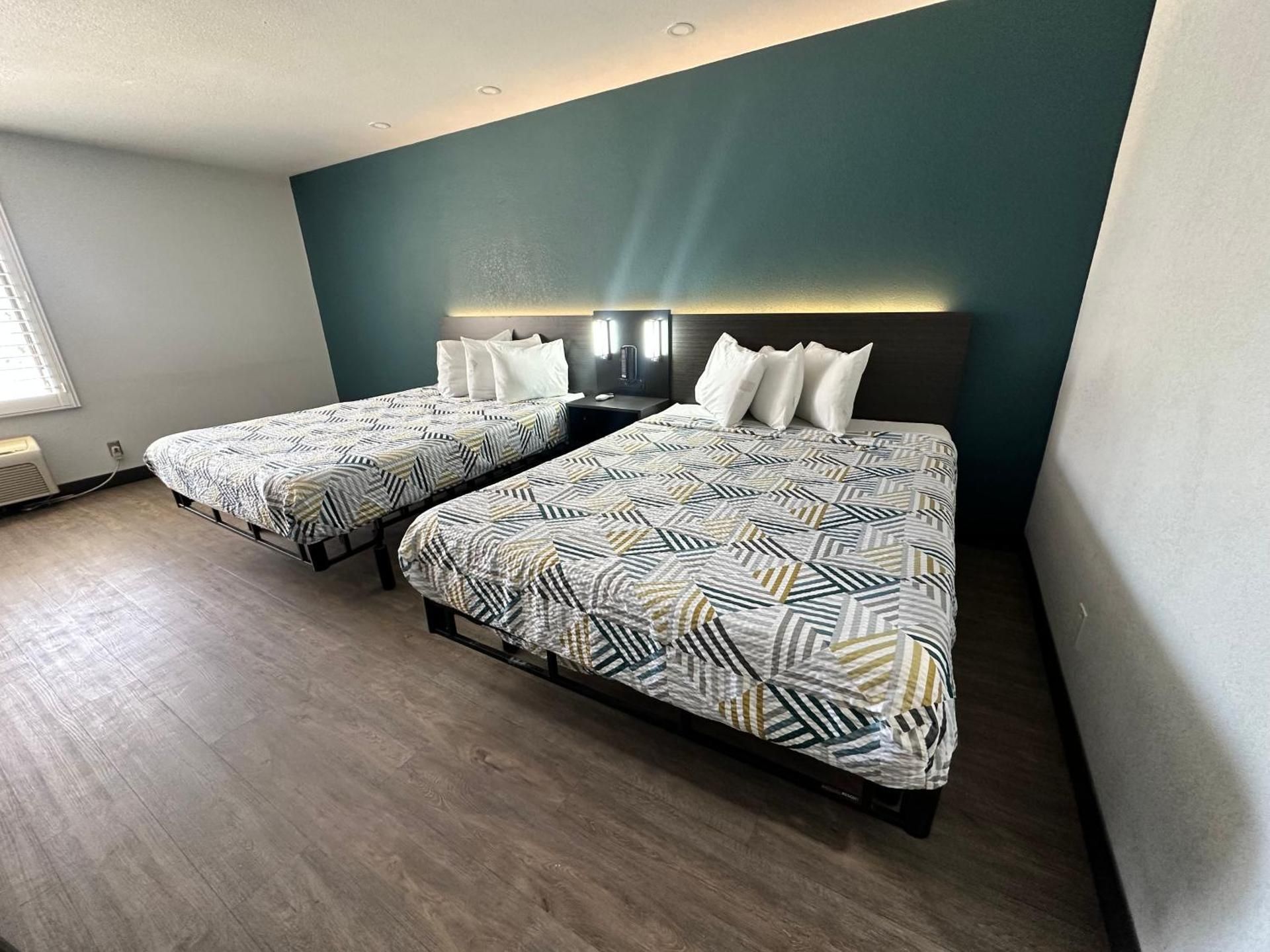 Double Room - Non-Smoking