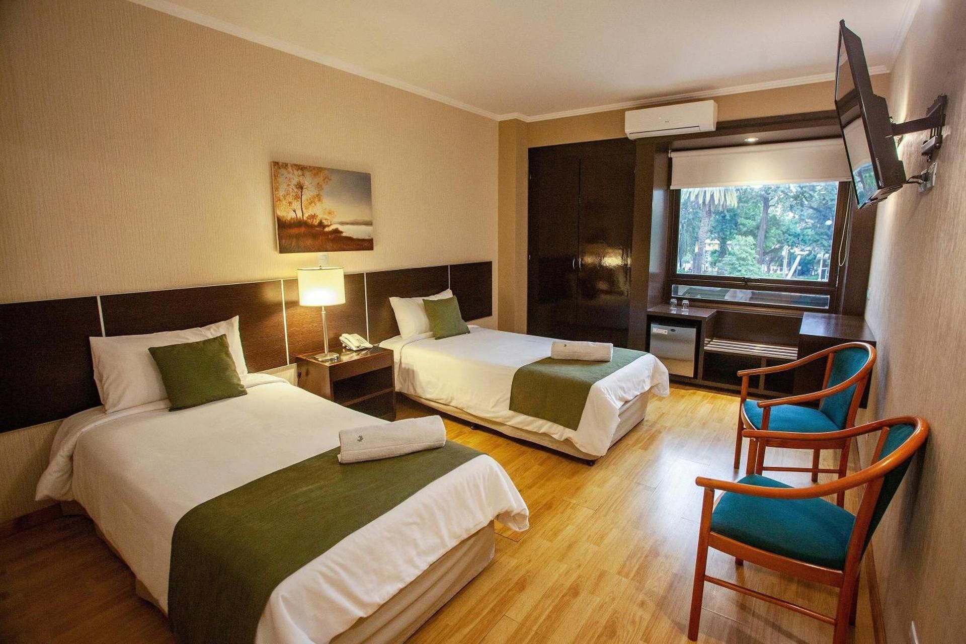 1 Queen Bed or 2 Single Beds, VIP Room, Non-Smoking