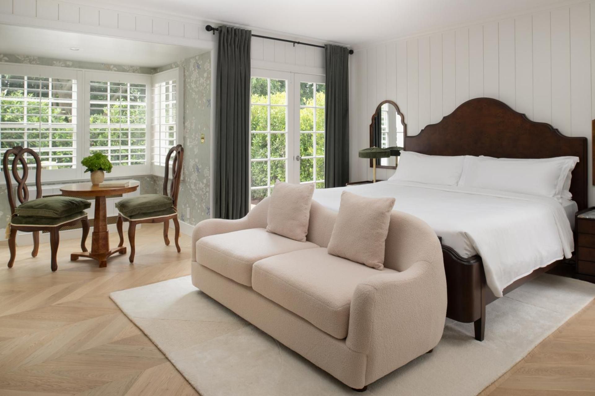 Standard King Room