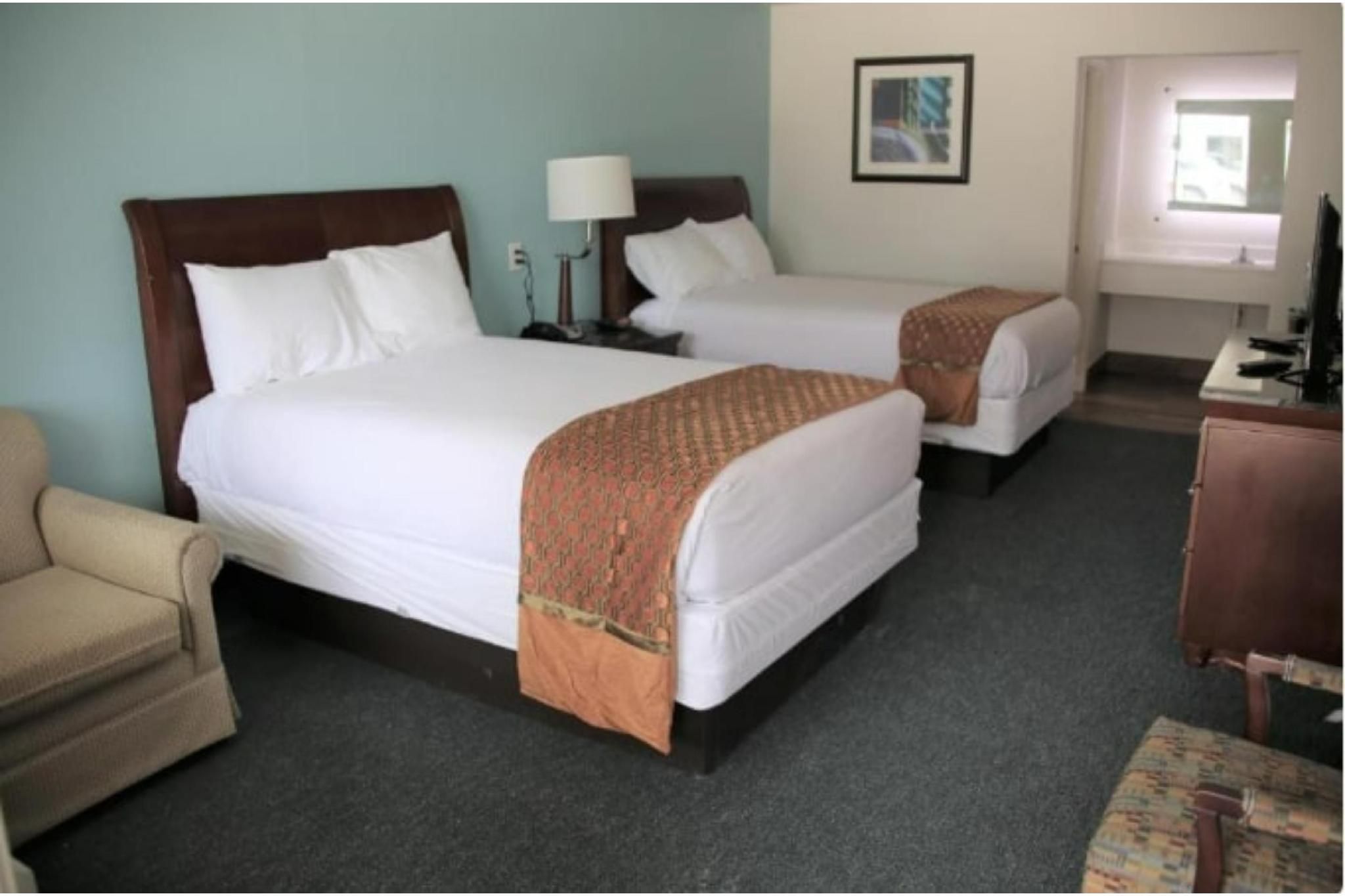 2 Queen Beds Non-Smoking