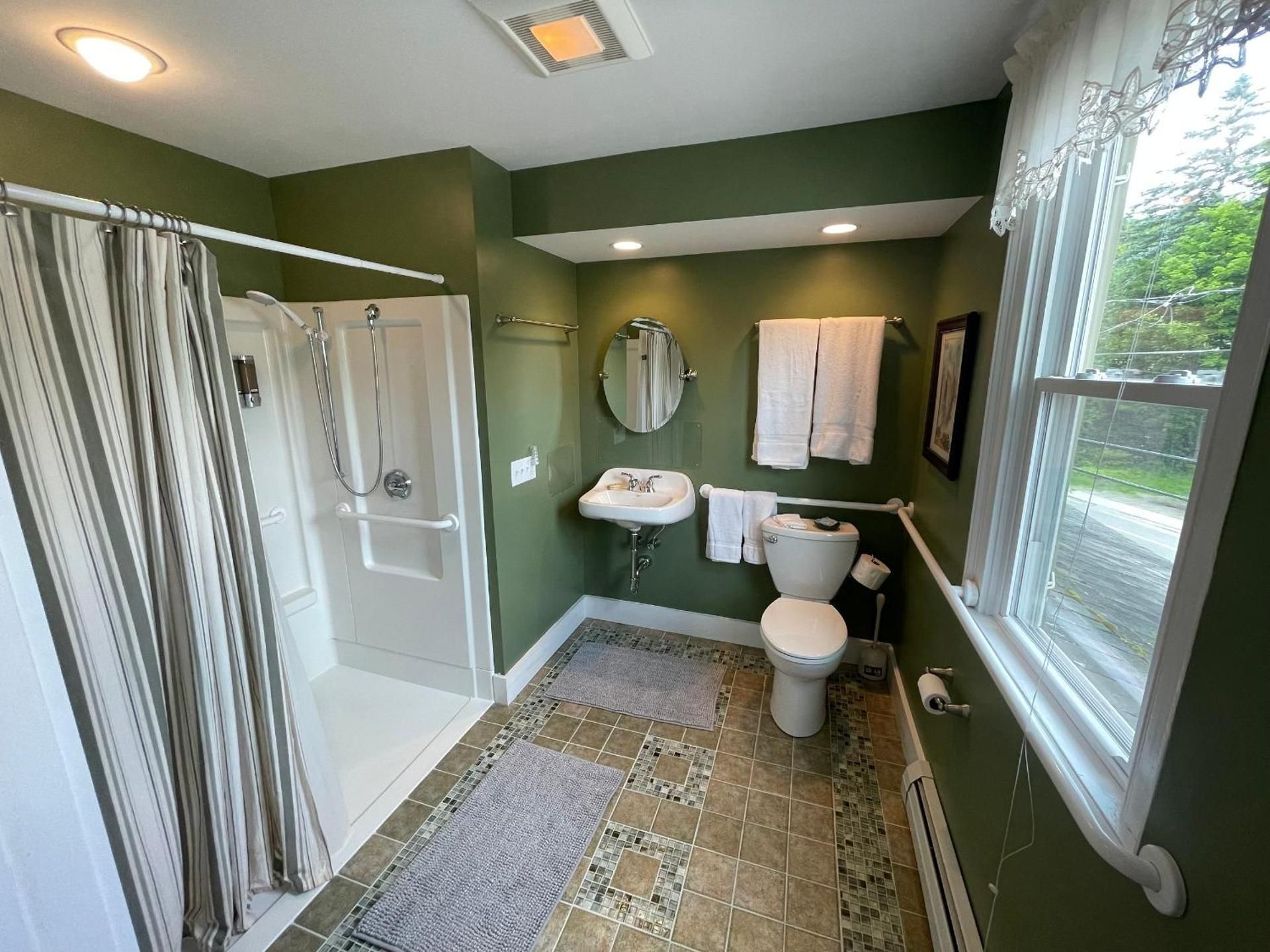 Jamaicahaus Deluxe Queen Room 3