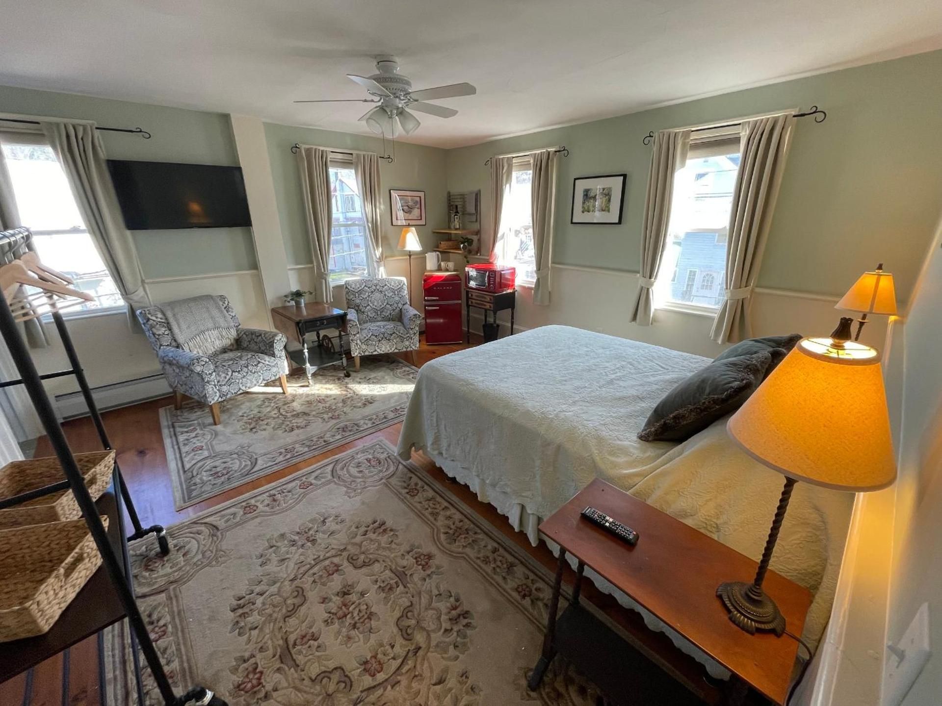 Jamaicahaus Deluxe Queen Room 2