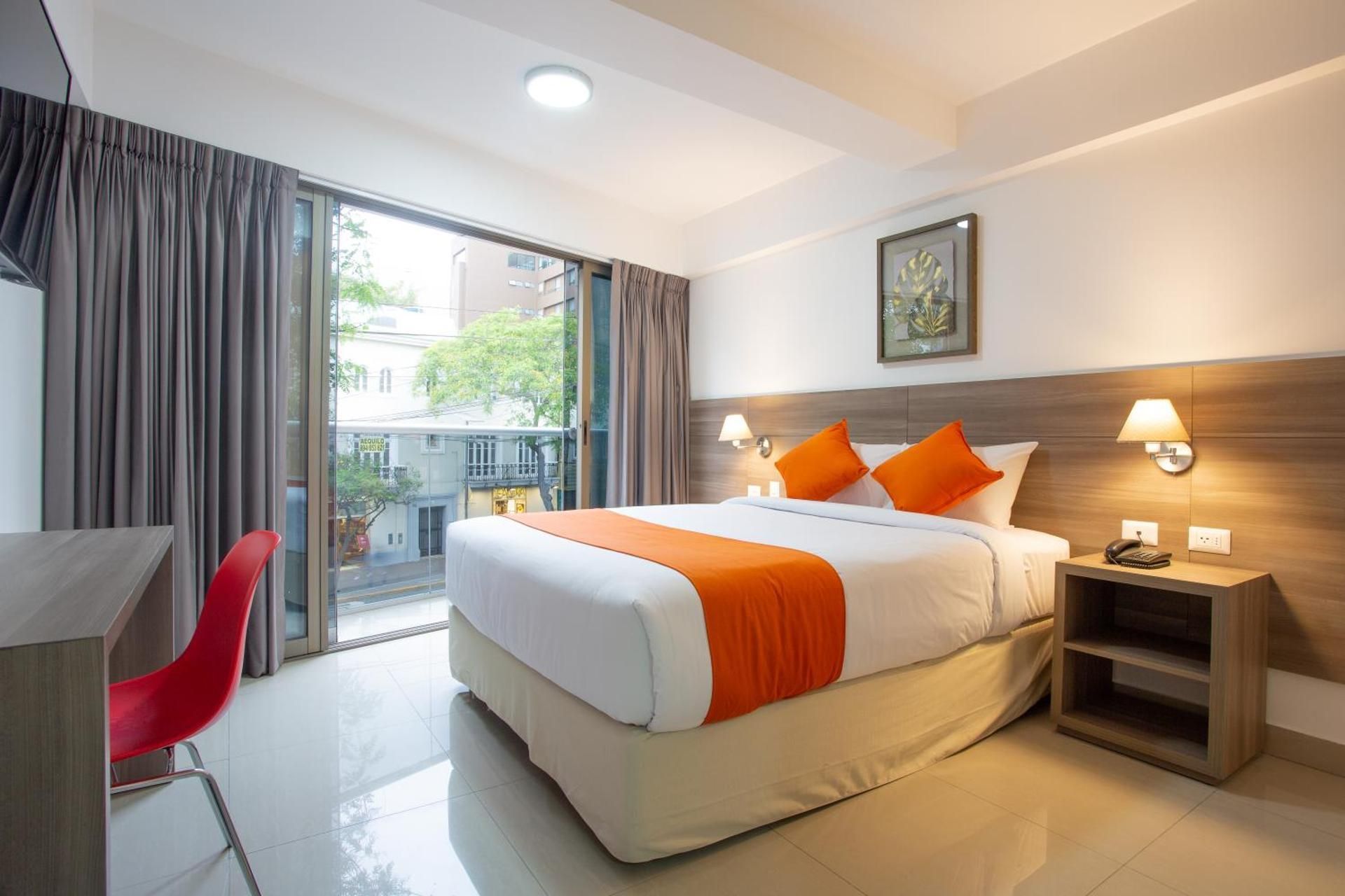 1 Queen Bed, Non-Smoking
