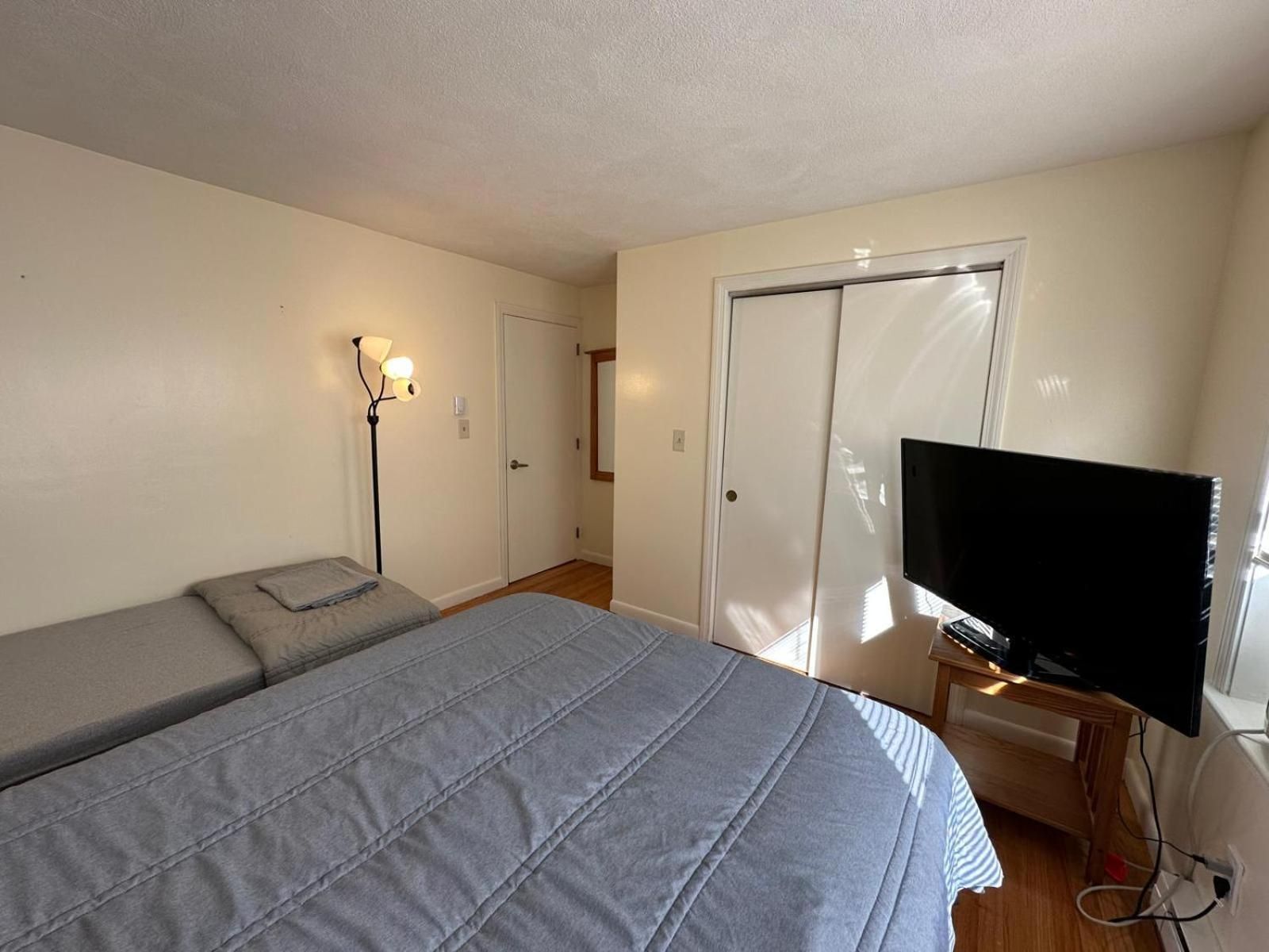 Double Room with Shared Bathroom