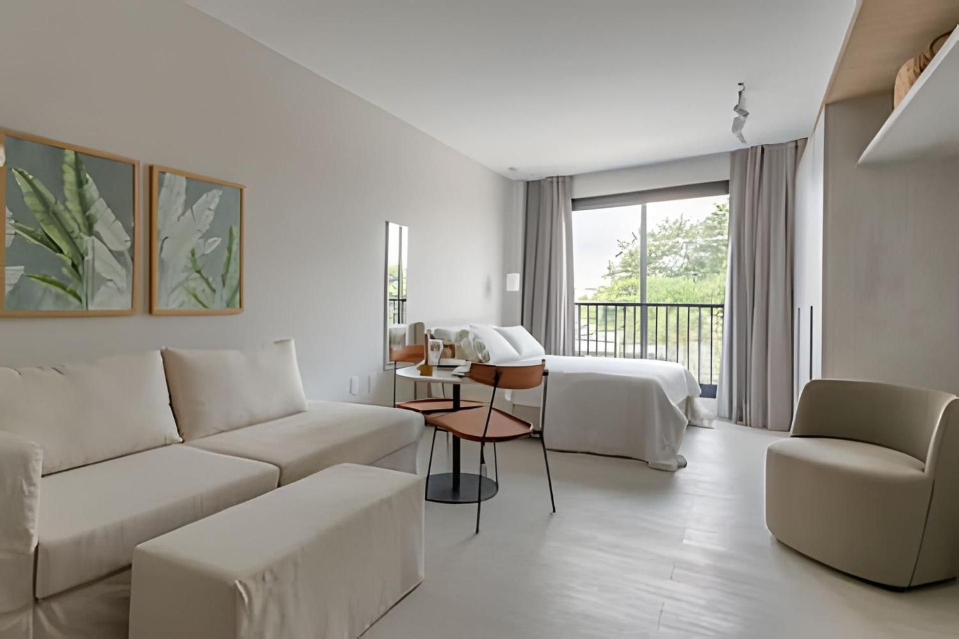 Deluxe Apartment