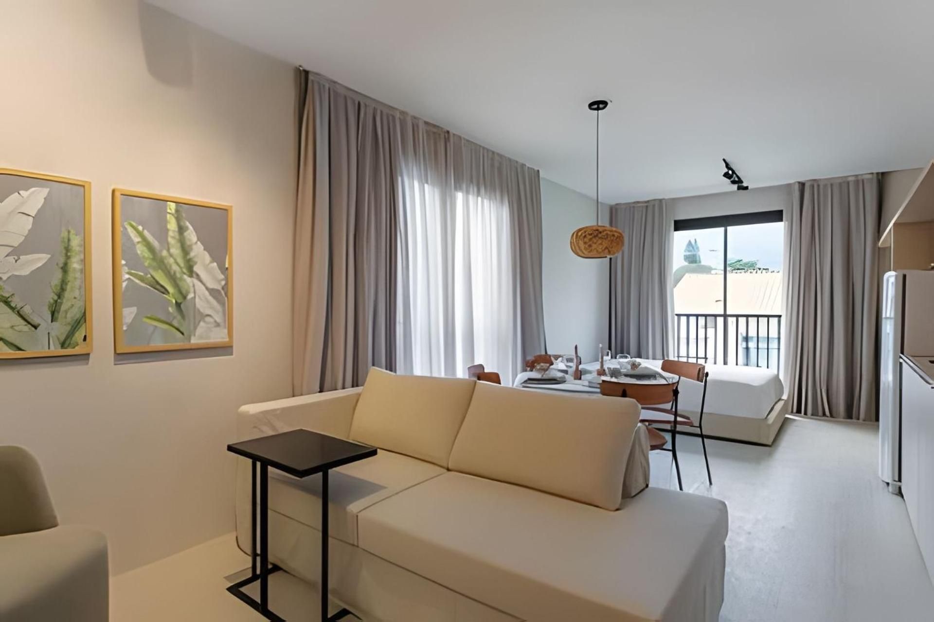 One-Bedroom Deluxe Apartment