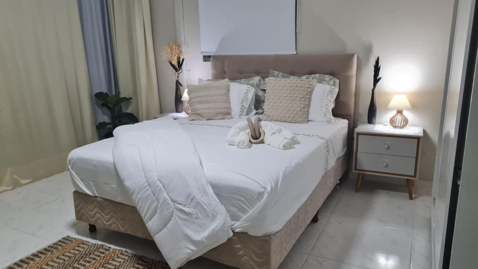 Two-Bedroom Apartment with City View