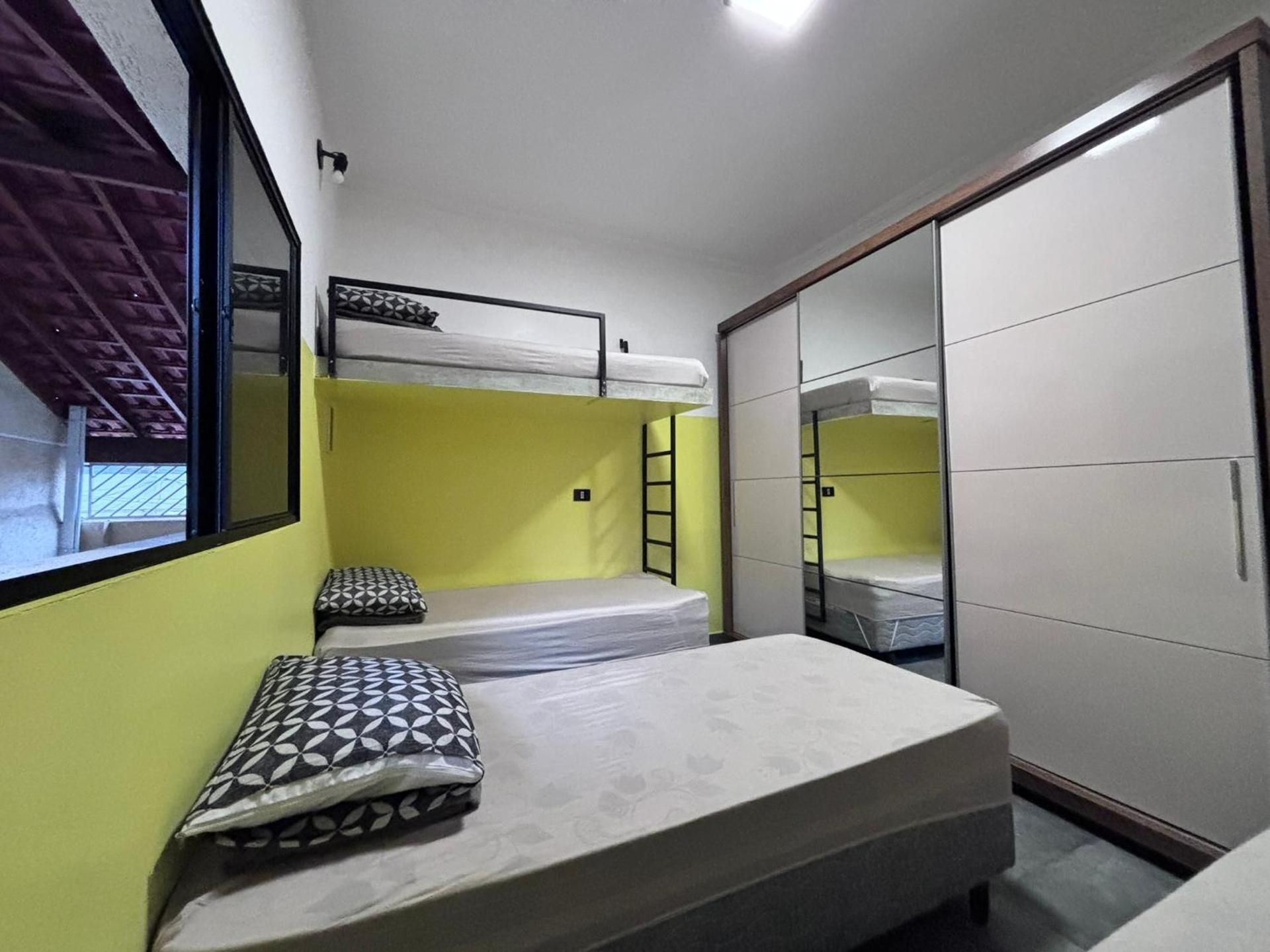Mixed Dormitory Room