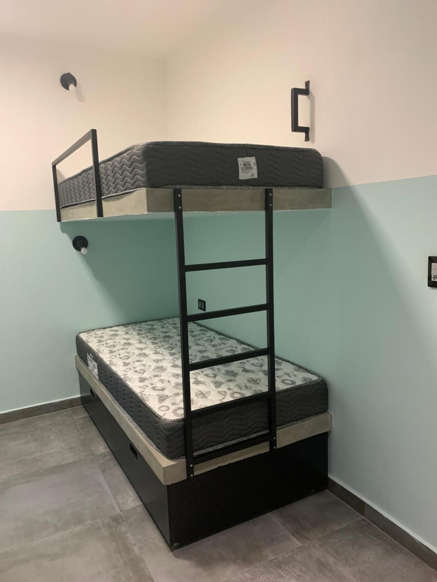 Bunk Bed in Mixed Dormitory Room
