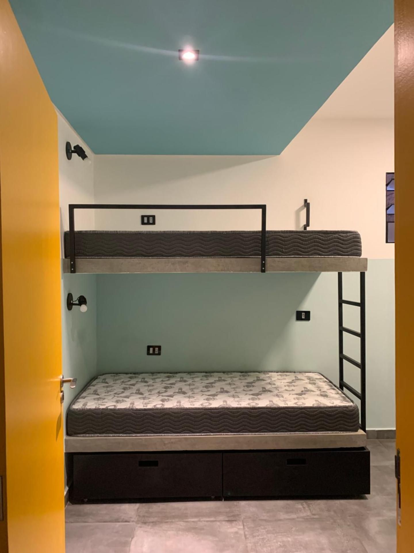 Bunk Bed in Mixed Dormitory Room