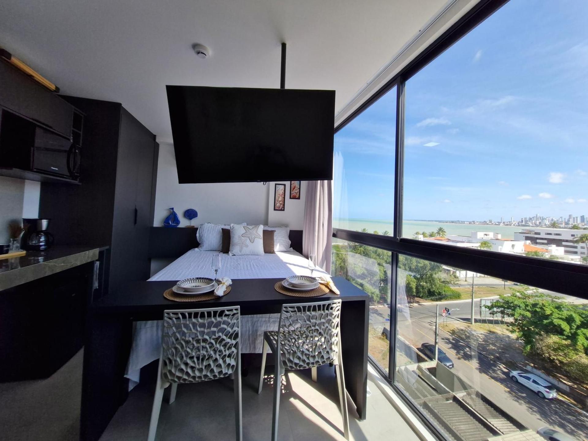 One-Bedroom Apartment with Sea View
