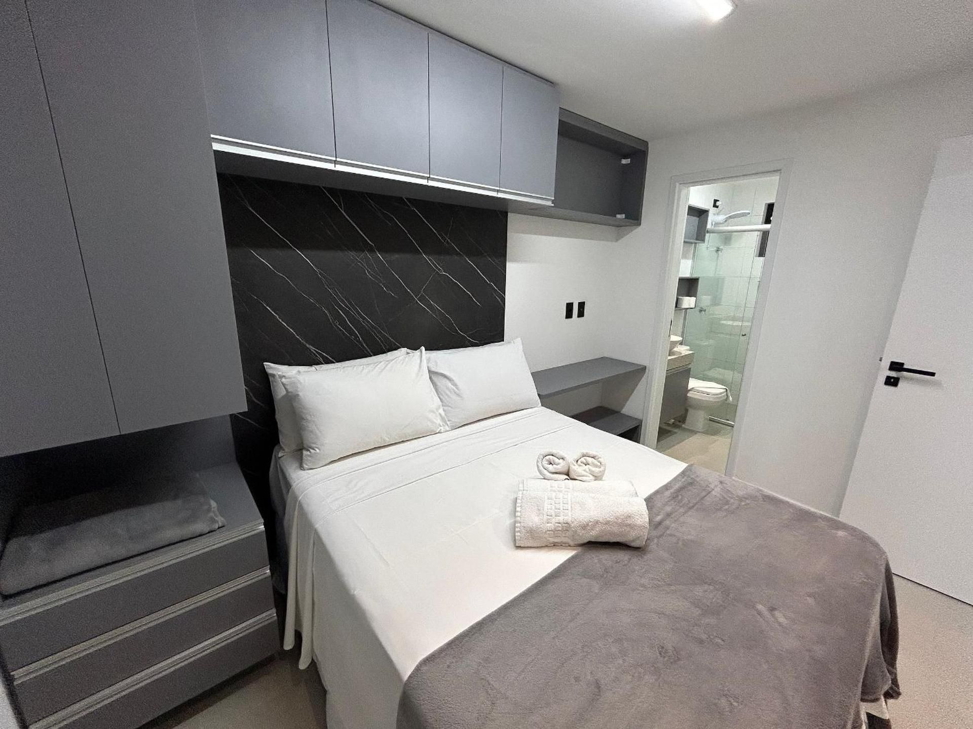 Studio Apartment with Balcony