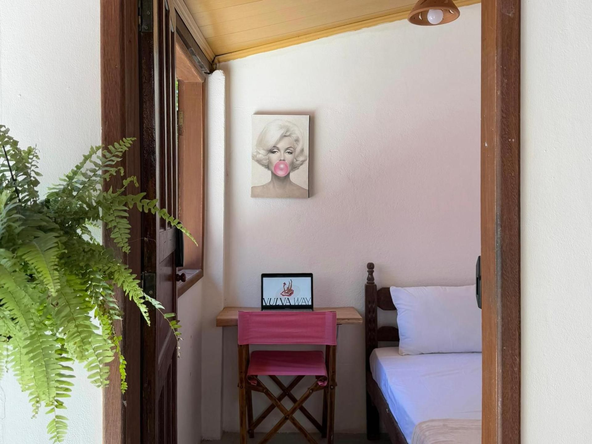 Single Room with Private External Bathroom