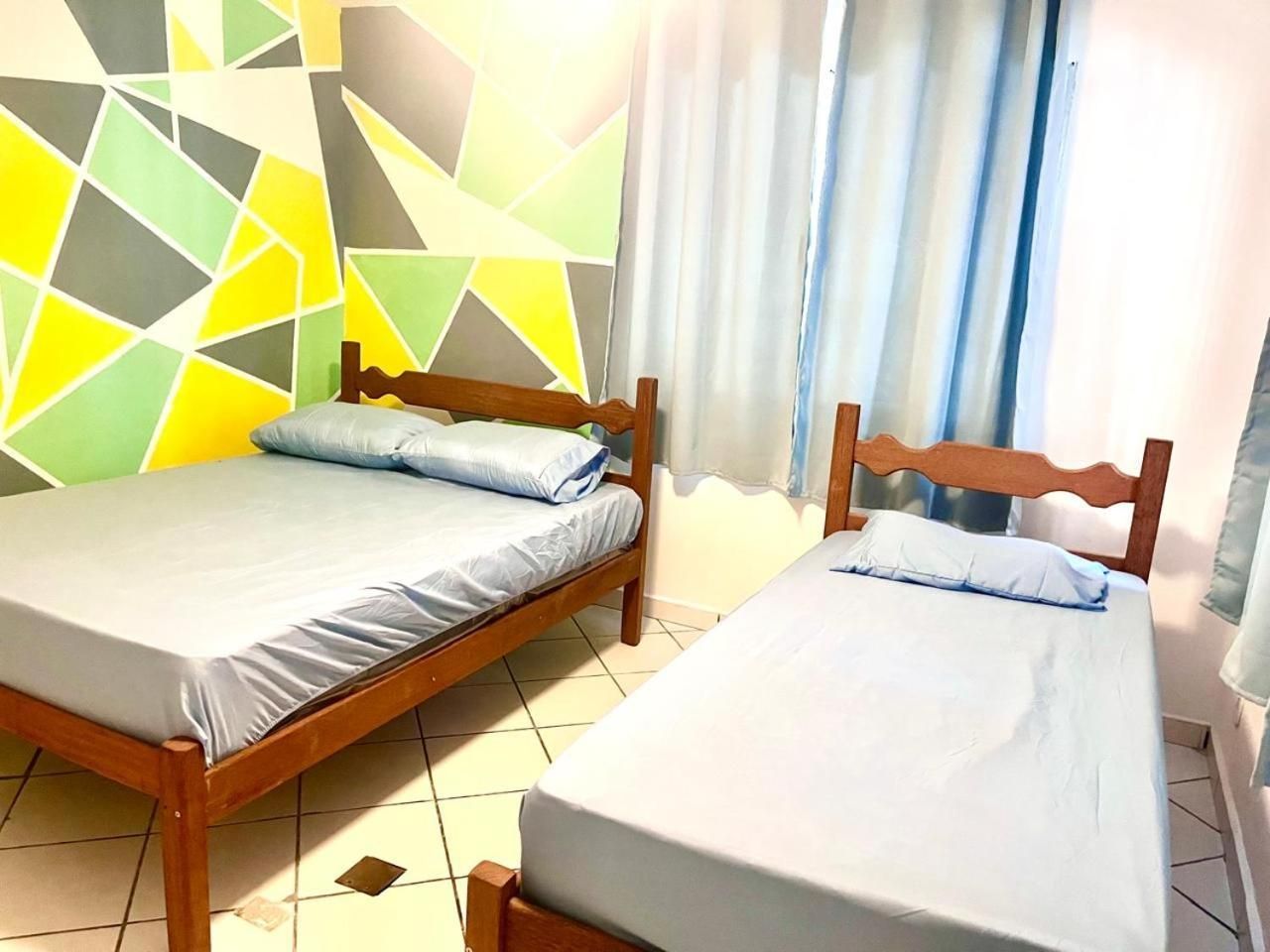 Toca da Mona Roots Hostel