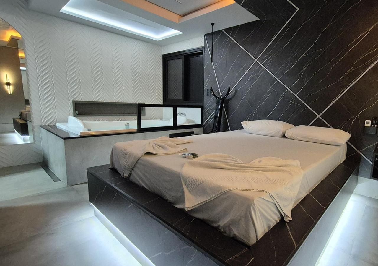 Standard Suite