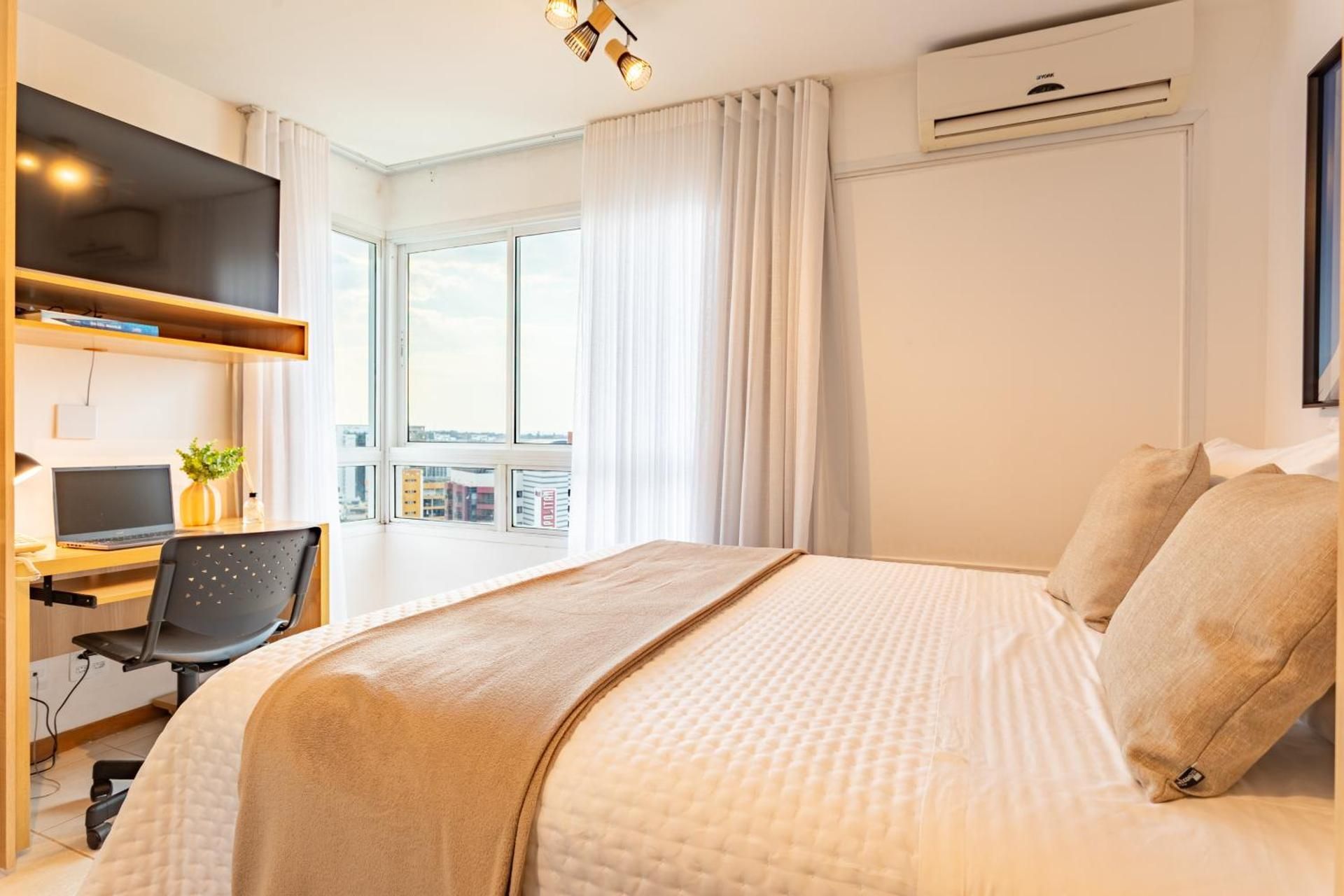 Deluxe One-Bedroom Apartment with City View